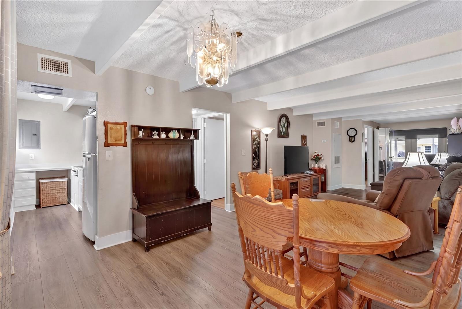 1513 CLUB CIR, LAKESHORE, FL, 33854