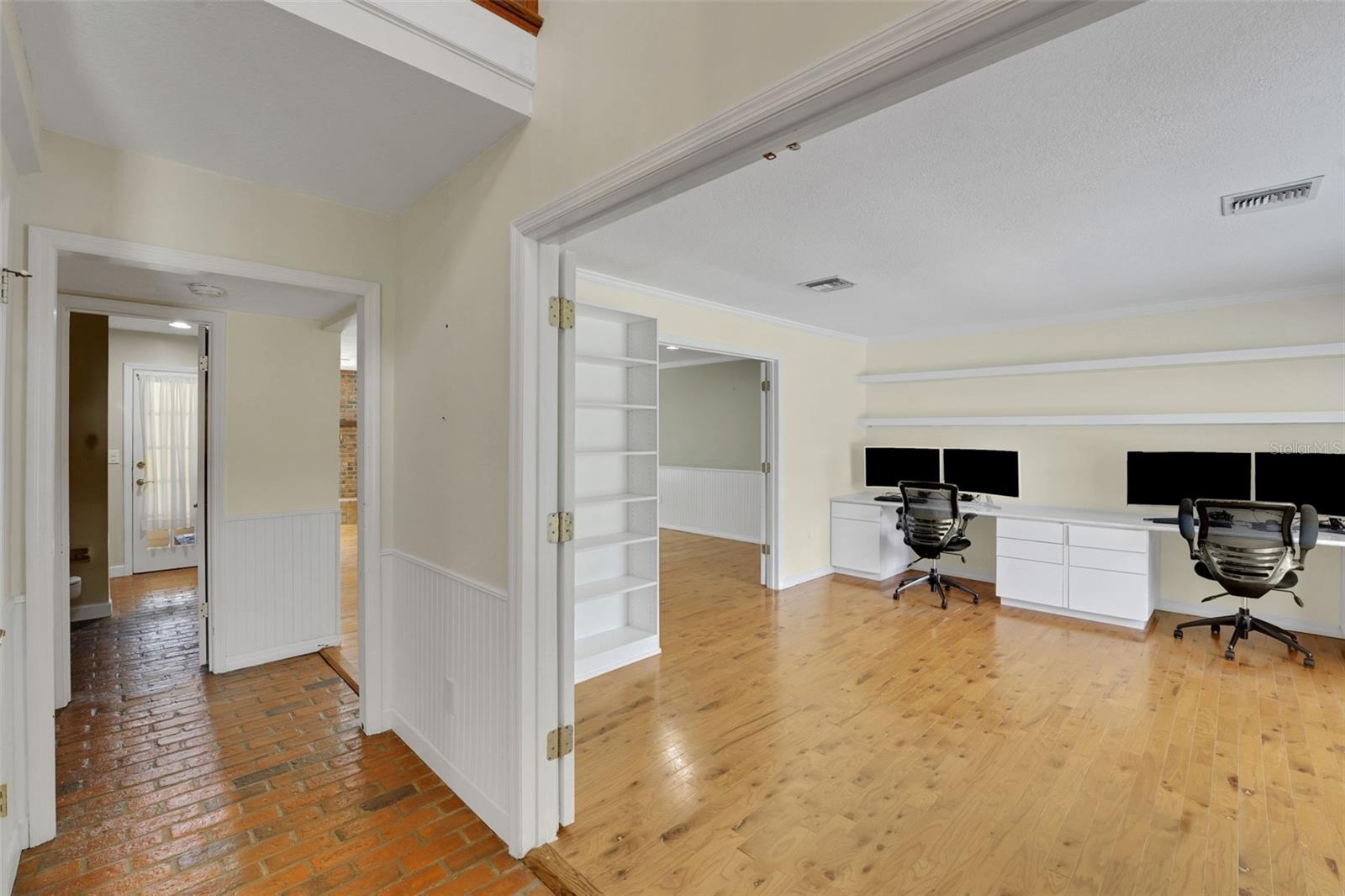230 HUNTERS TRL, LONGWOOD, FL, 32779