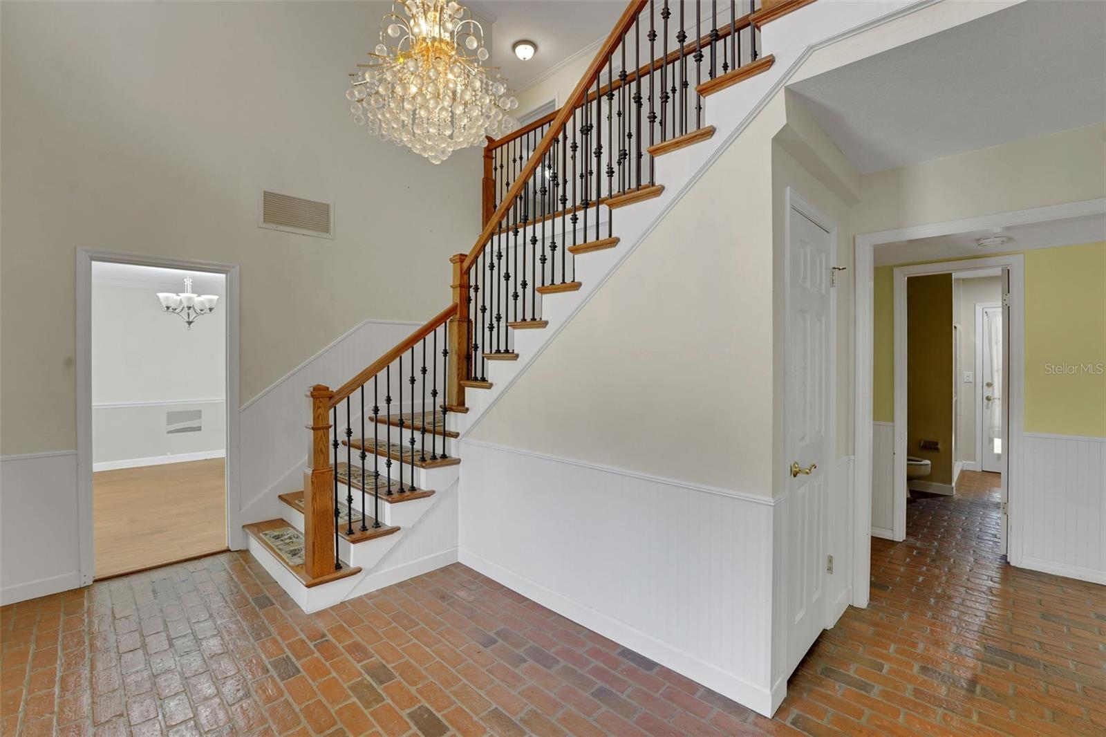 230 HUNTERS TRL, LONGWOOD, FL, 32779