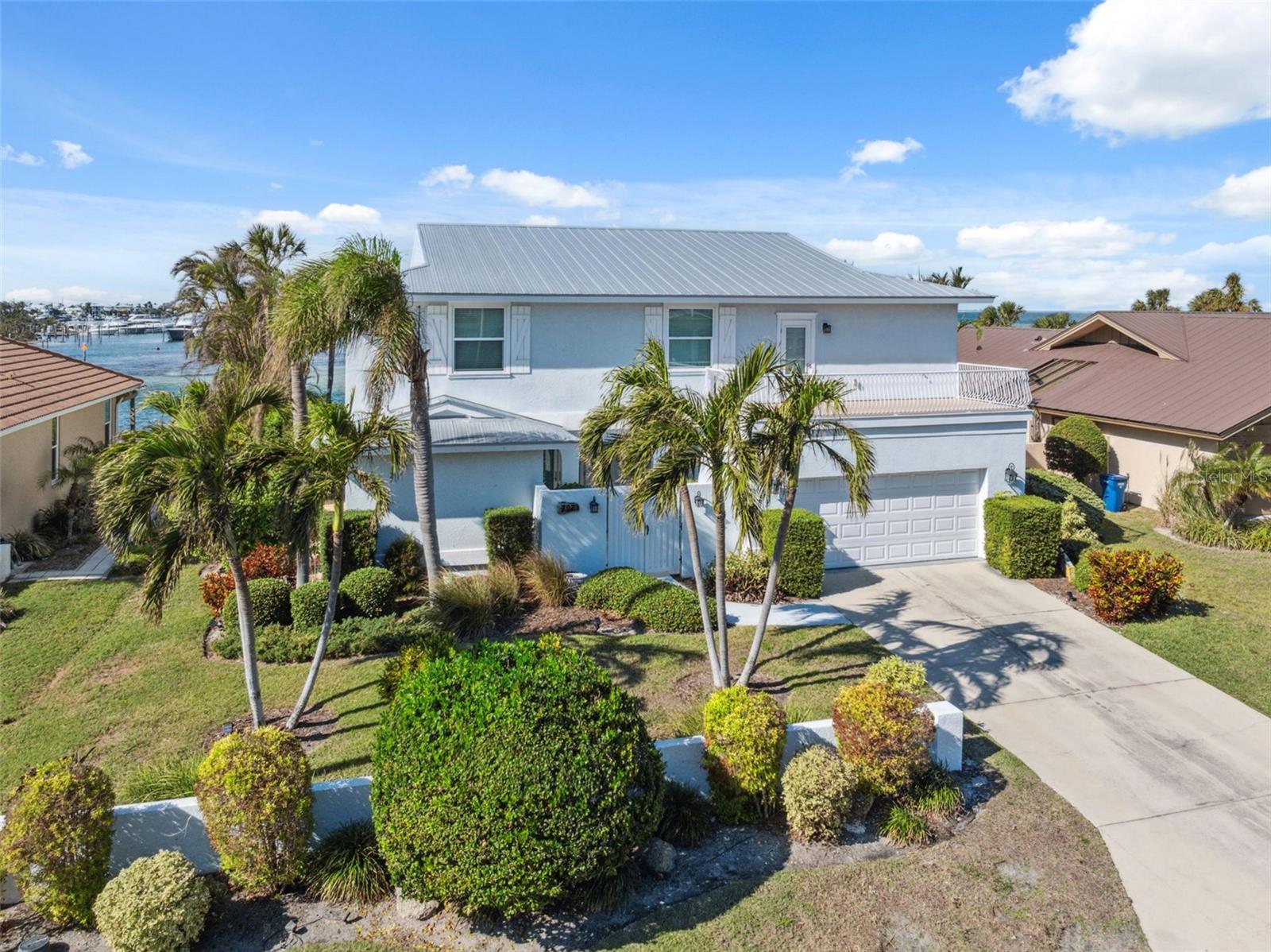 727 KEY ROYALE DR, HOLMES BEACH, FL, 34217