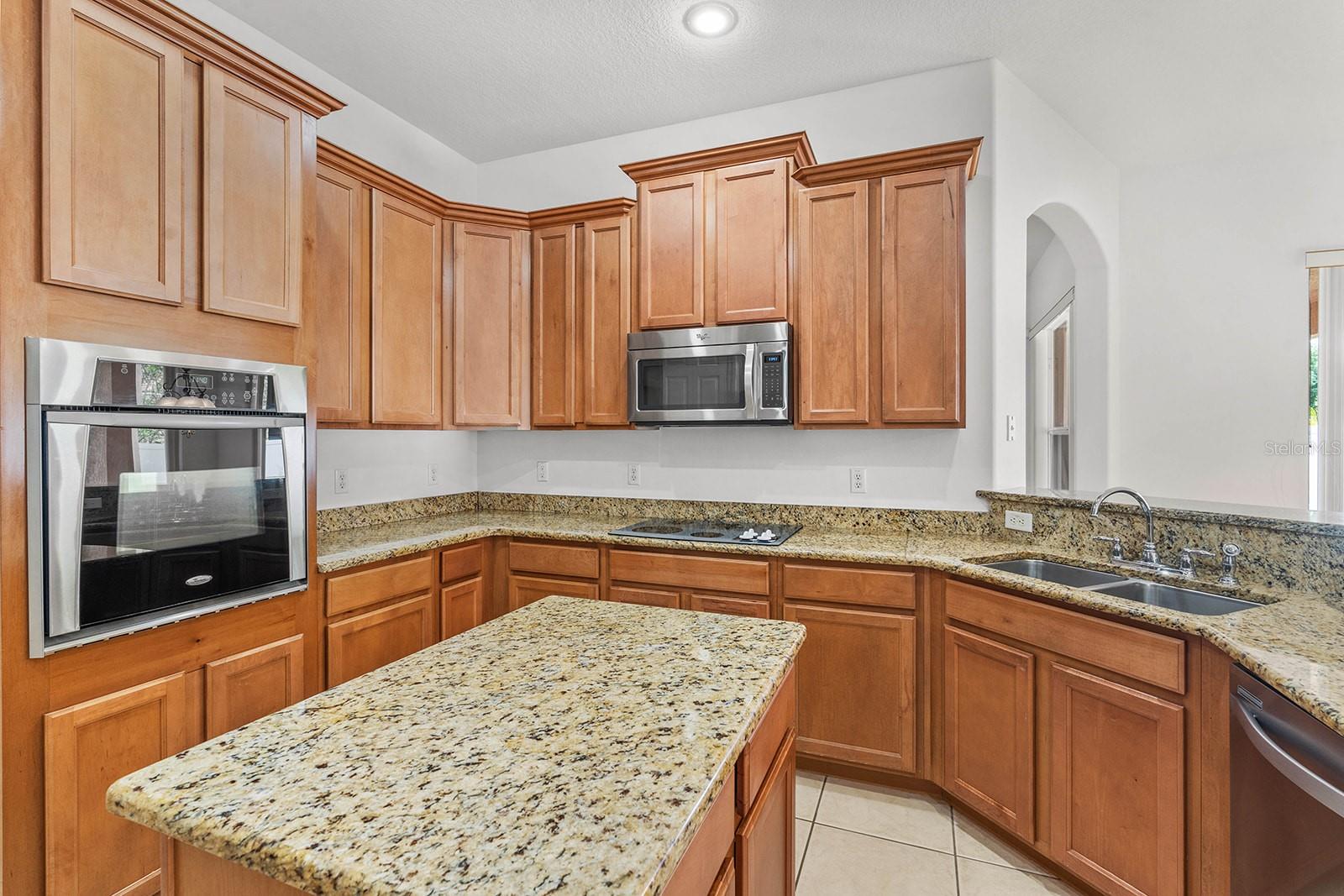 3877 SHOREVIEW DR, KISSIMMEE, FL, 34744