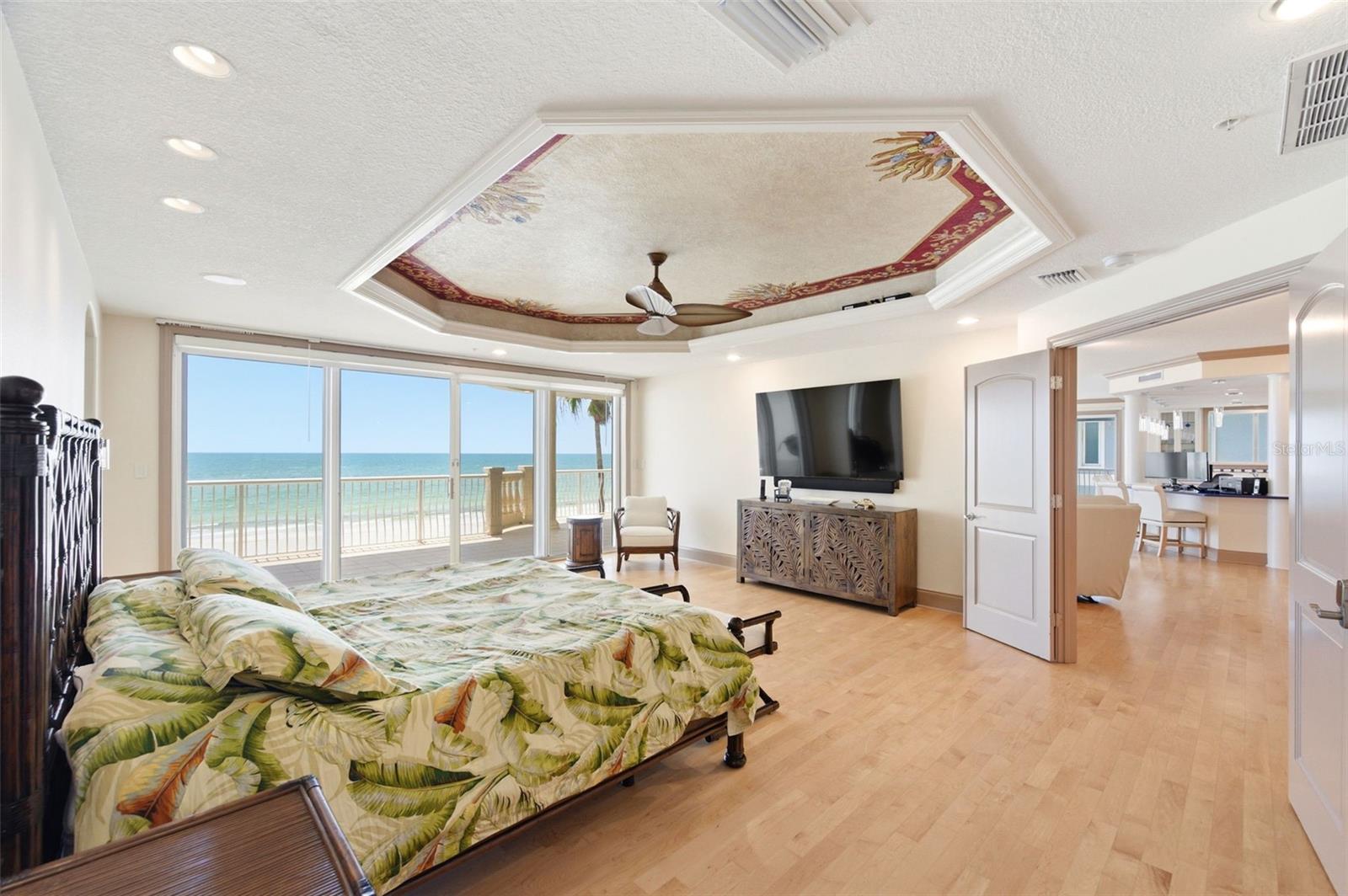 19130 GULF BLVD #V4, INDIAN ROCKS BEACH, FL, 33785