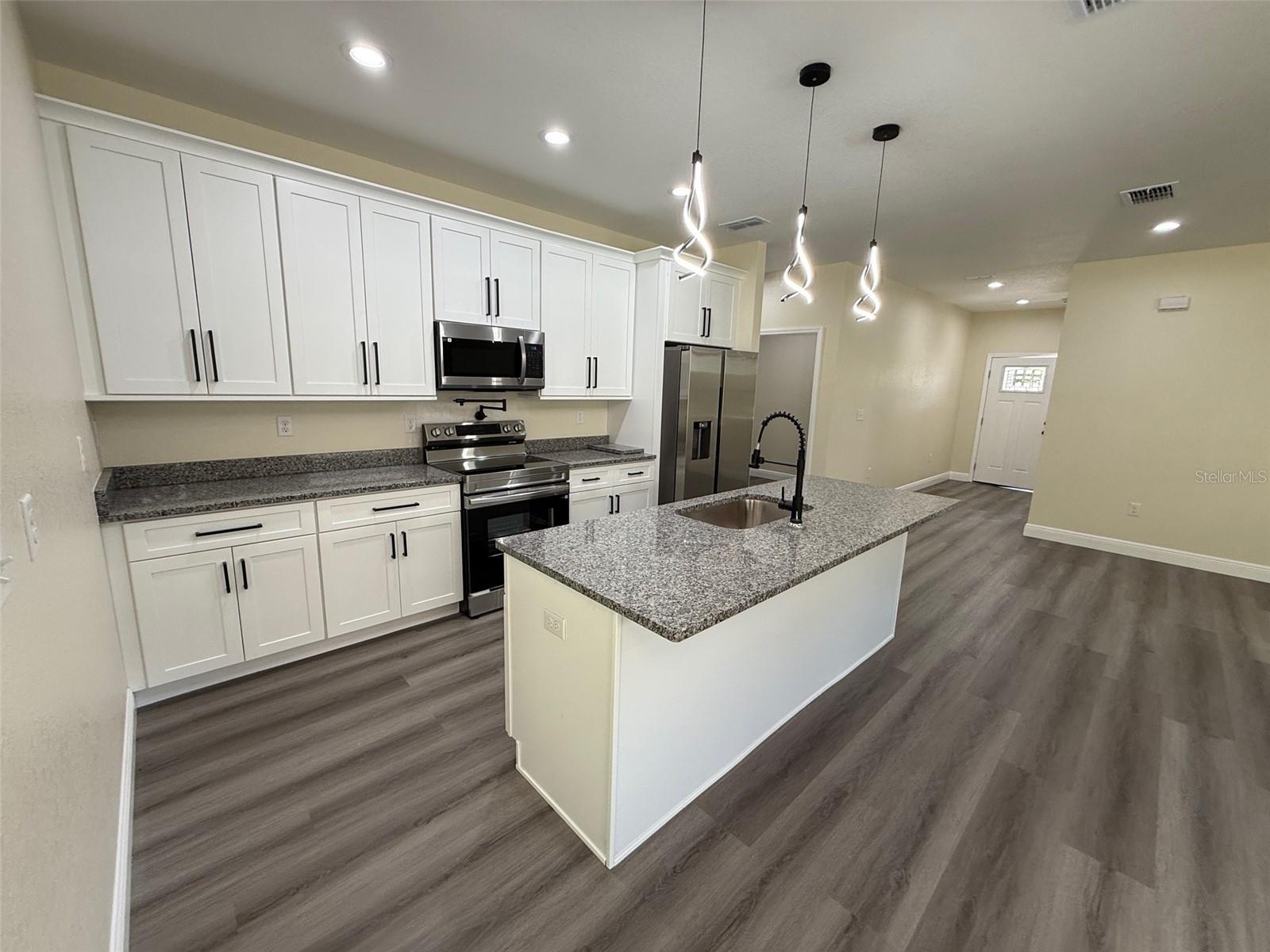 2027 SE 45 TER, GAINESVILLE, FL, 32641