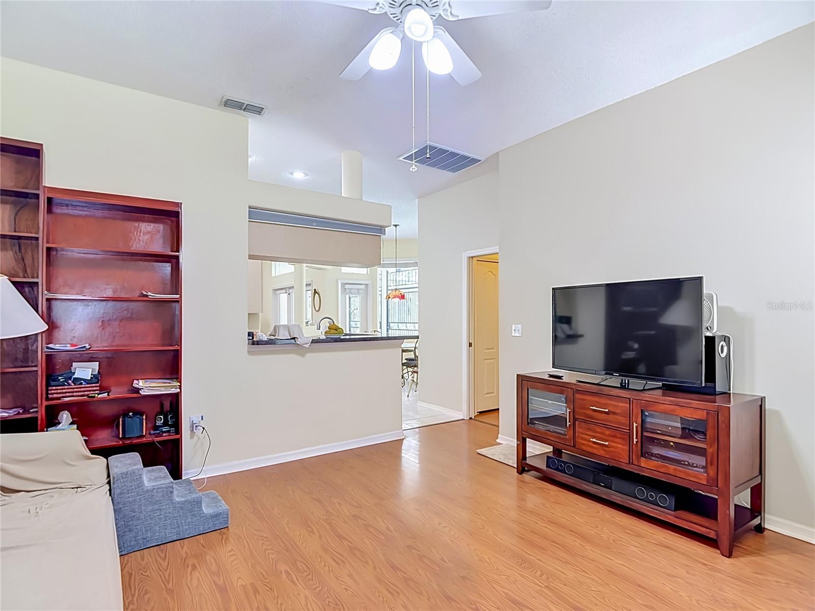8338 HANDCART RD, WESLEY CHAPEL, FL, 33545