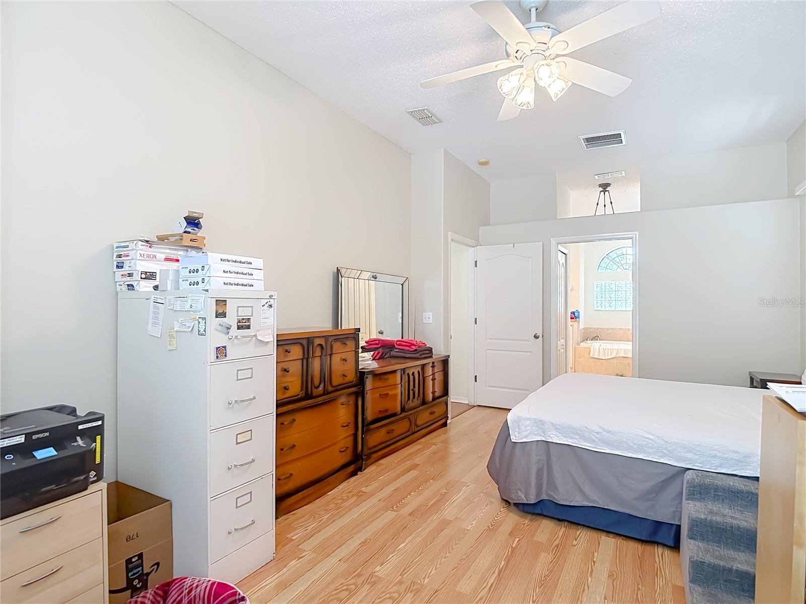 8338 HANDCART RD, WESLEY CHAPEL, FL, 33545