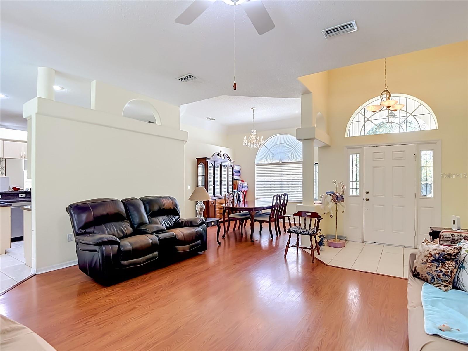 8338 HANDCART RD, WESLEY CHAPEL, FL, 33545