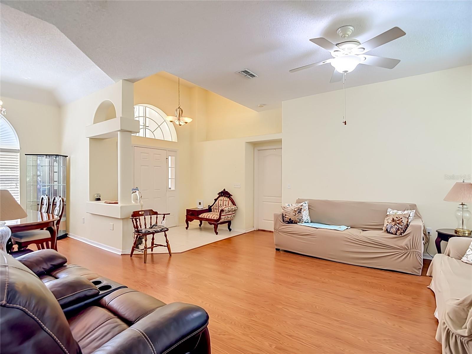 8338 HANDCART RD, WESLEY CHAPEL, FL, 33545
