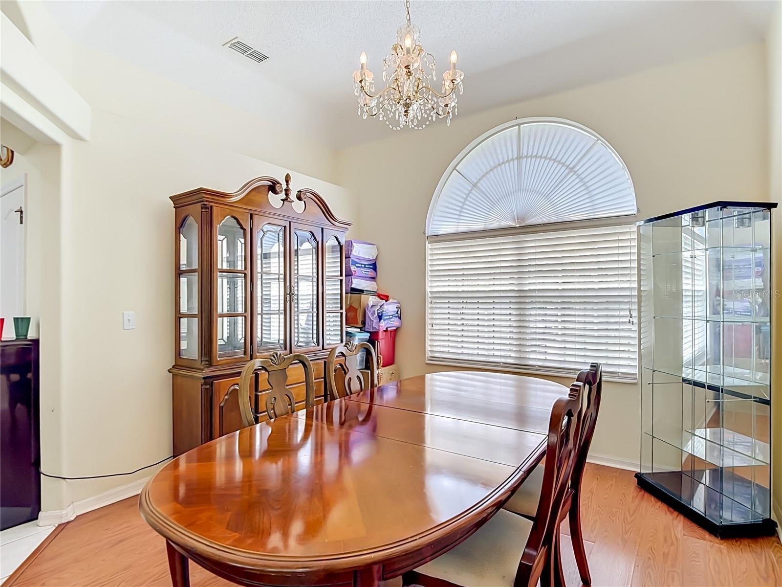 8338 HANDCART RD, WESLEY CHAPEL, FL, 33545