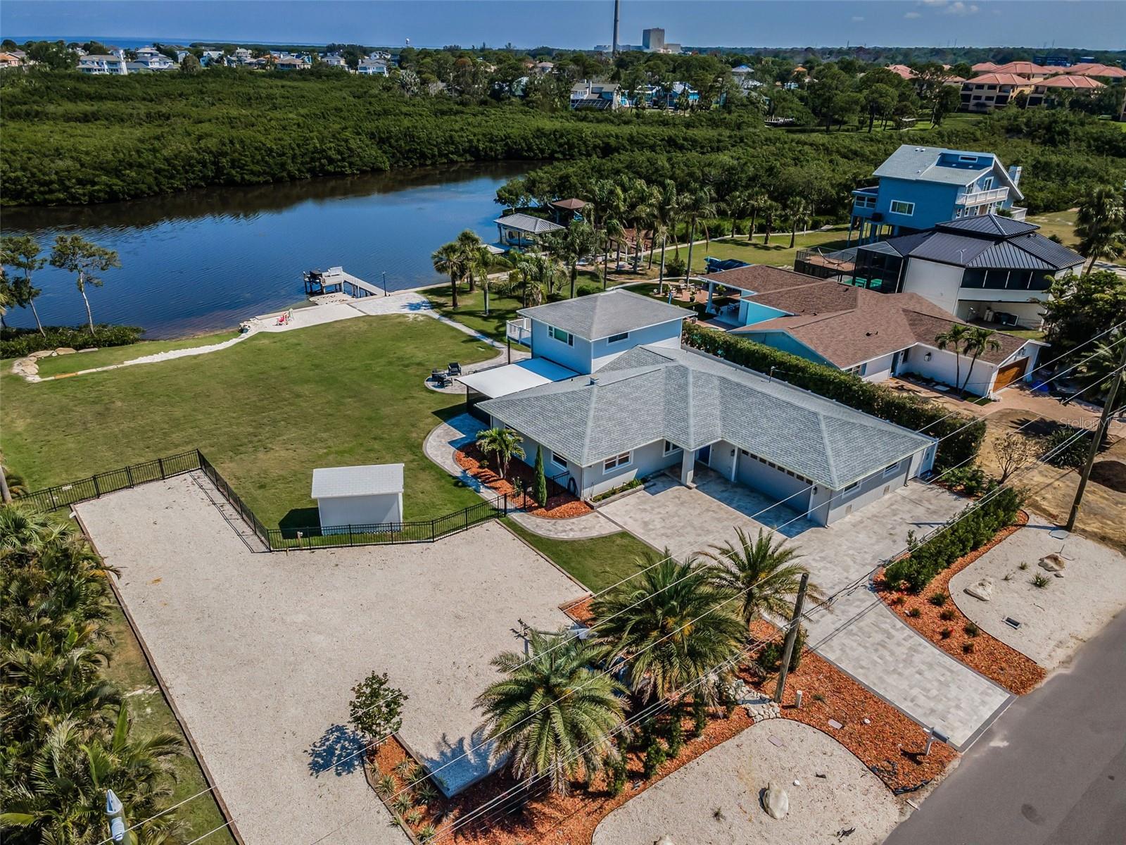 1620 SEA BREEZE DR, TARPON SPRINGS, FL, 34689