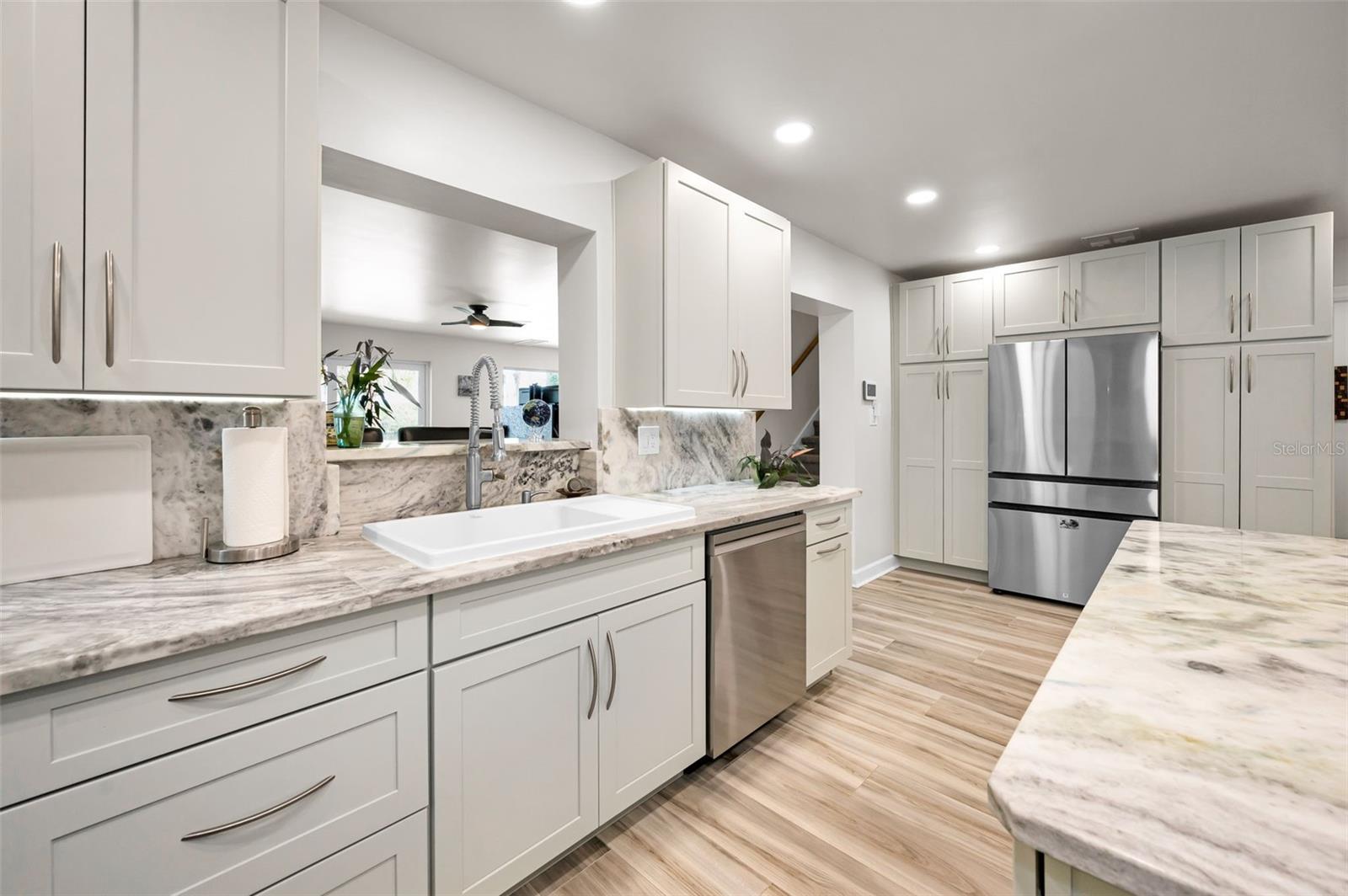 1620 SEA BREEZE DR, TARPON SPRINGS, FL, 34689