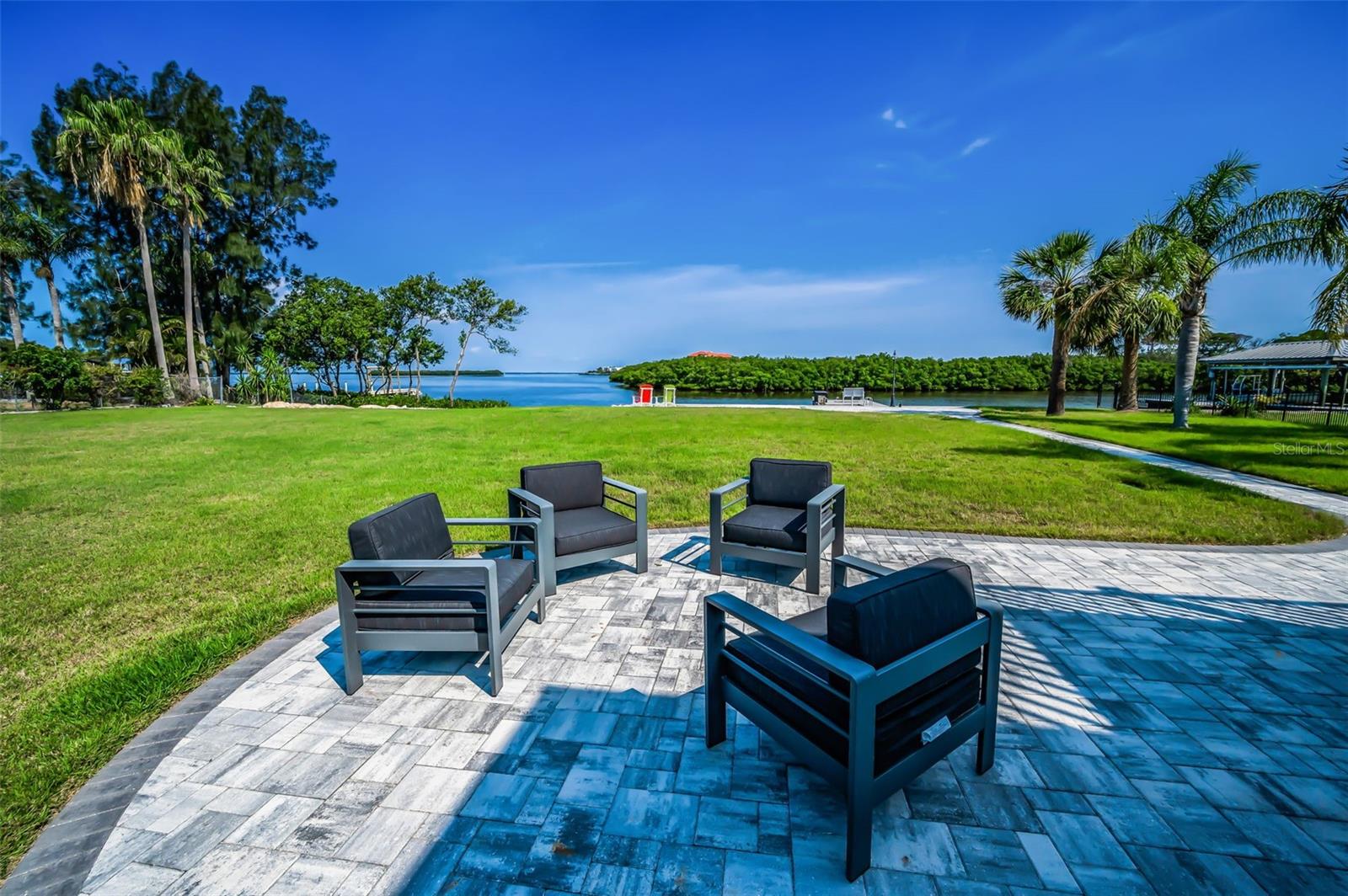 1620 SEA BREEZE DR, TARPON SPRINGS, FL, 34689