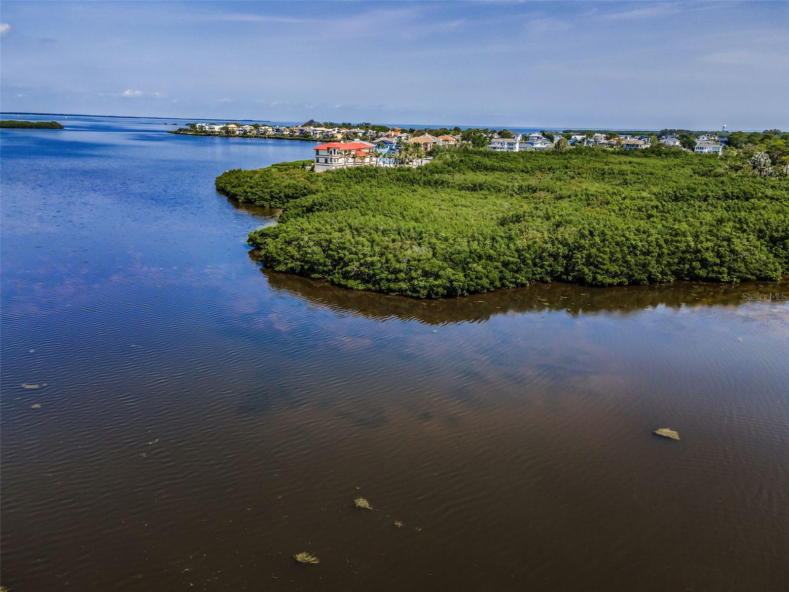1620 SEA BREEZE DR, TARPON SPRINGS, FL, 34689