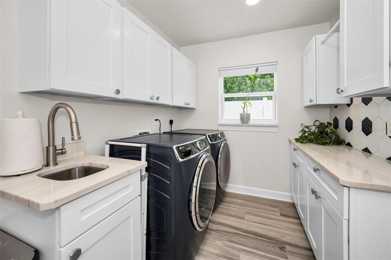 1620 SEA BREEZE DR, TARPON SPRINGS, FL, 34689