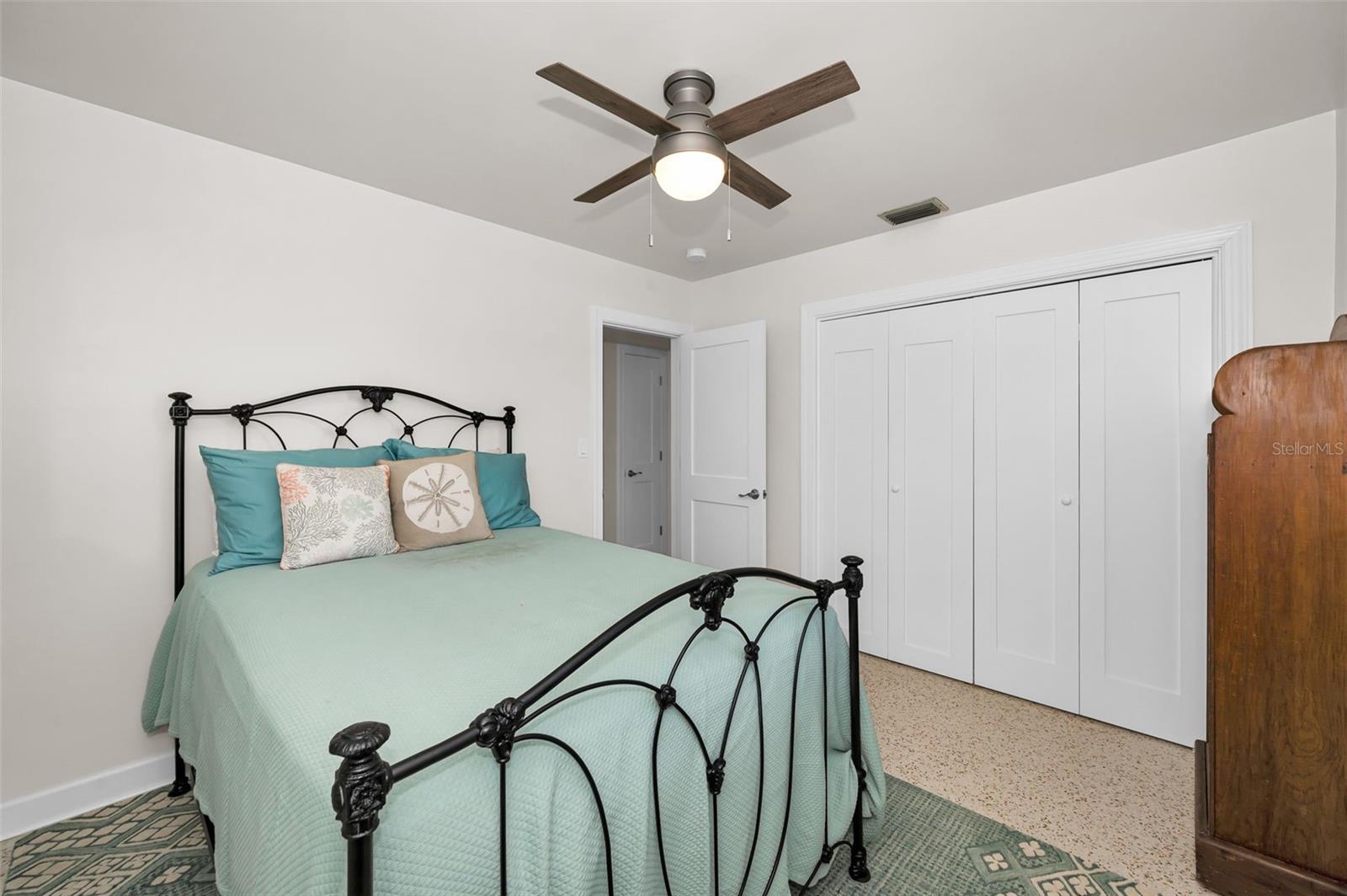 1620 SEA BREEZE DR, TARPON SPRINGS, FL, 34689