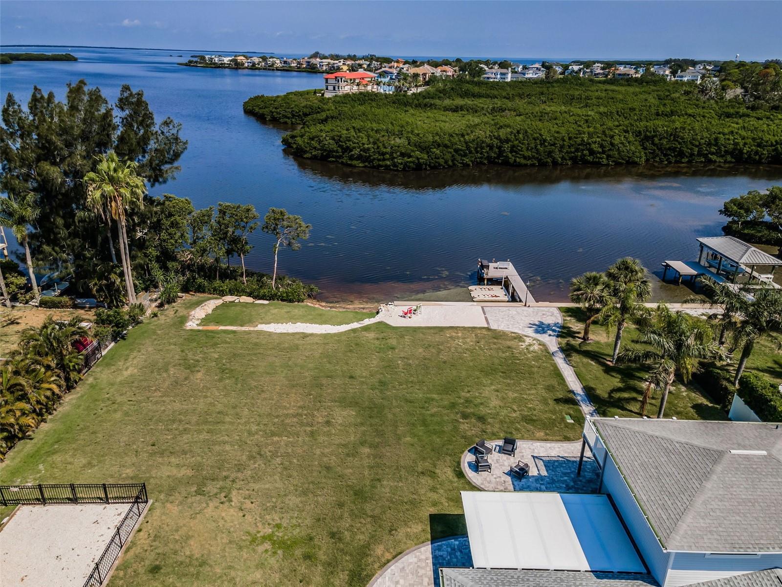 1620 SEA BREEZE DR, TARPON SPRINGS, FL, 34689