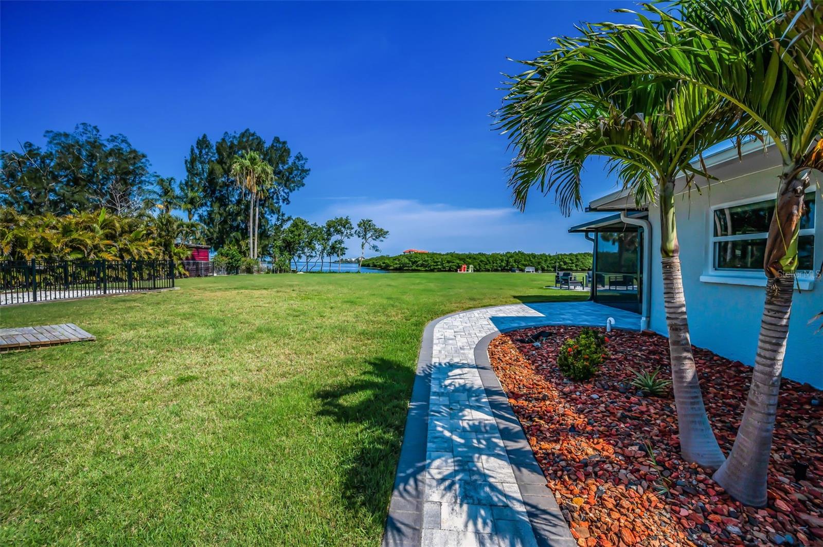 1620 SEA BREEZE DR, TARPON SPRINGS, FL, 34689