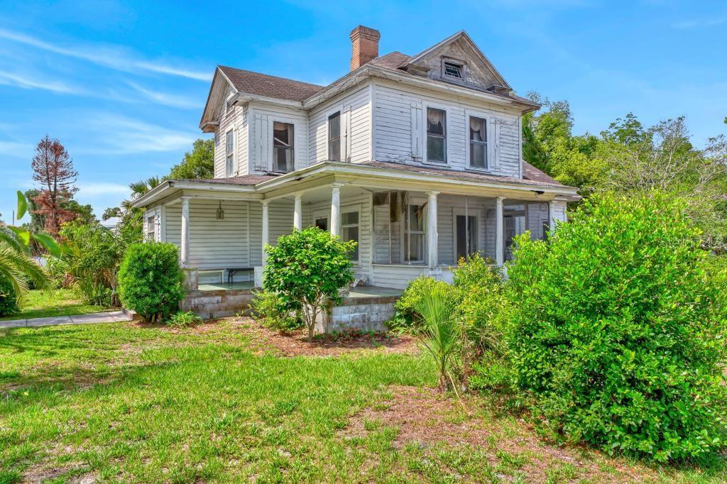 102 S TROWELL AVE, UMATILLA, FL, 32784