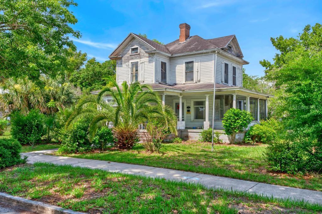 102 S TROWELL AVE, UMATILLA, FL, 32784