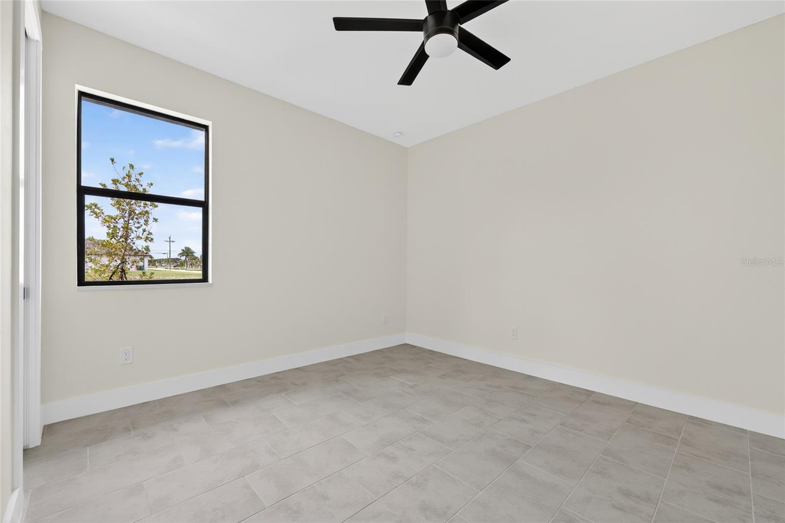 817 NW 38TH PL, CAPE CORAL, FL, 33993