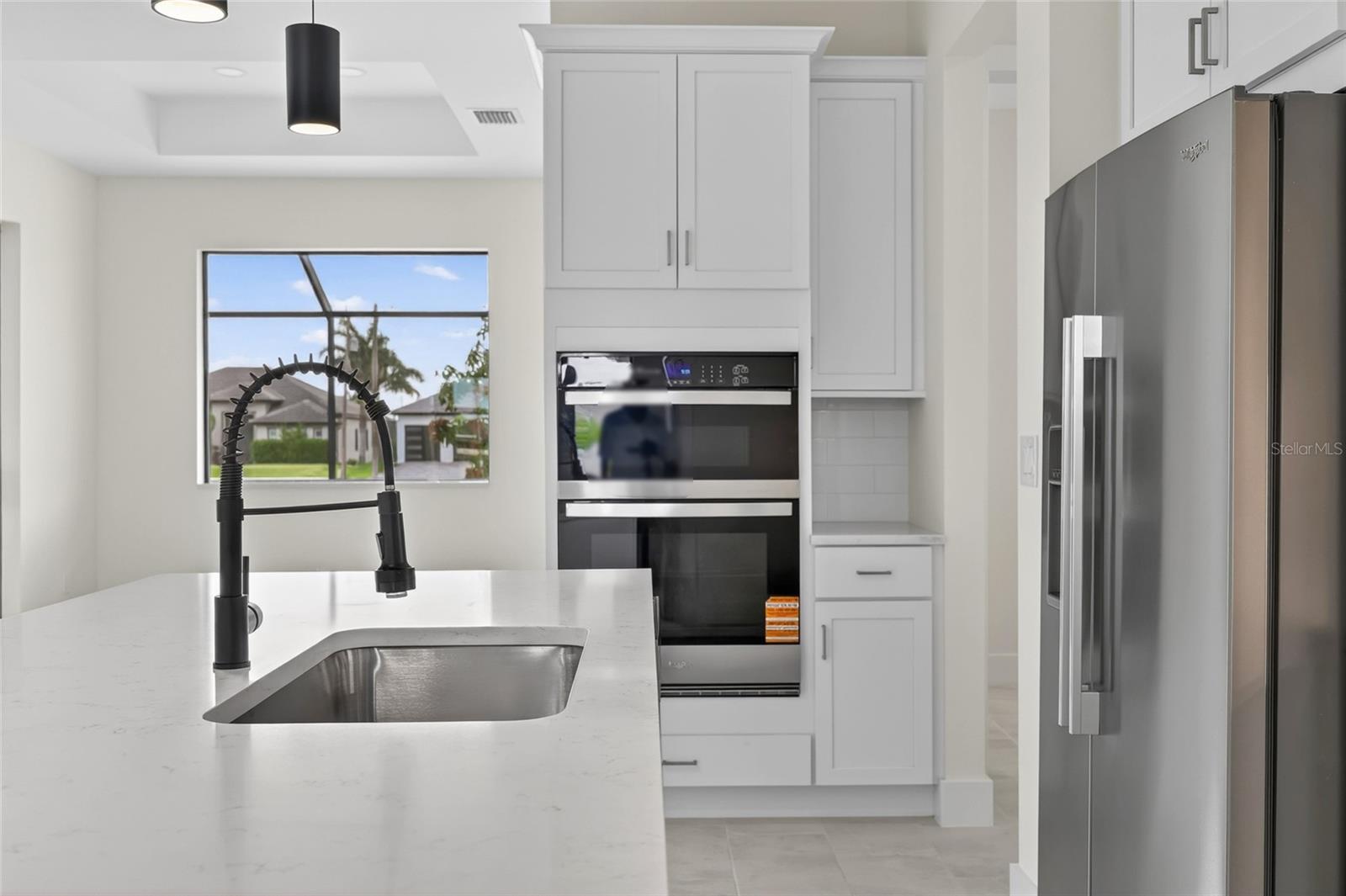 817 NW 38TH PL, CAPE CORAL, FL, 33993