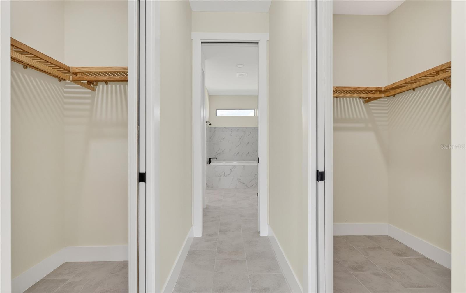 817 NW 38TH PL, CAPE CORAL, FL, 33993