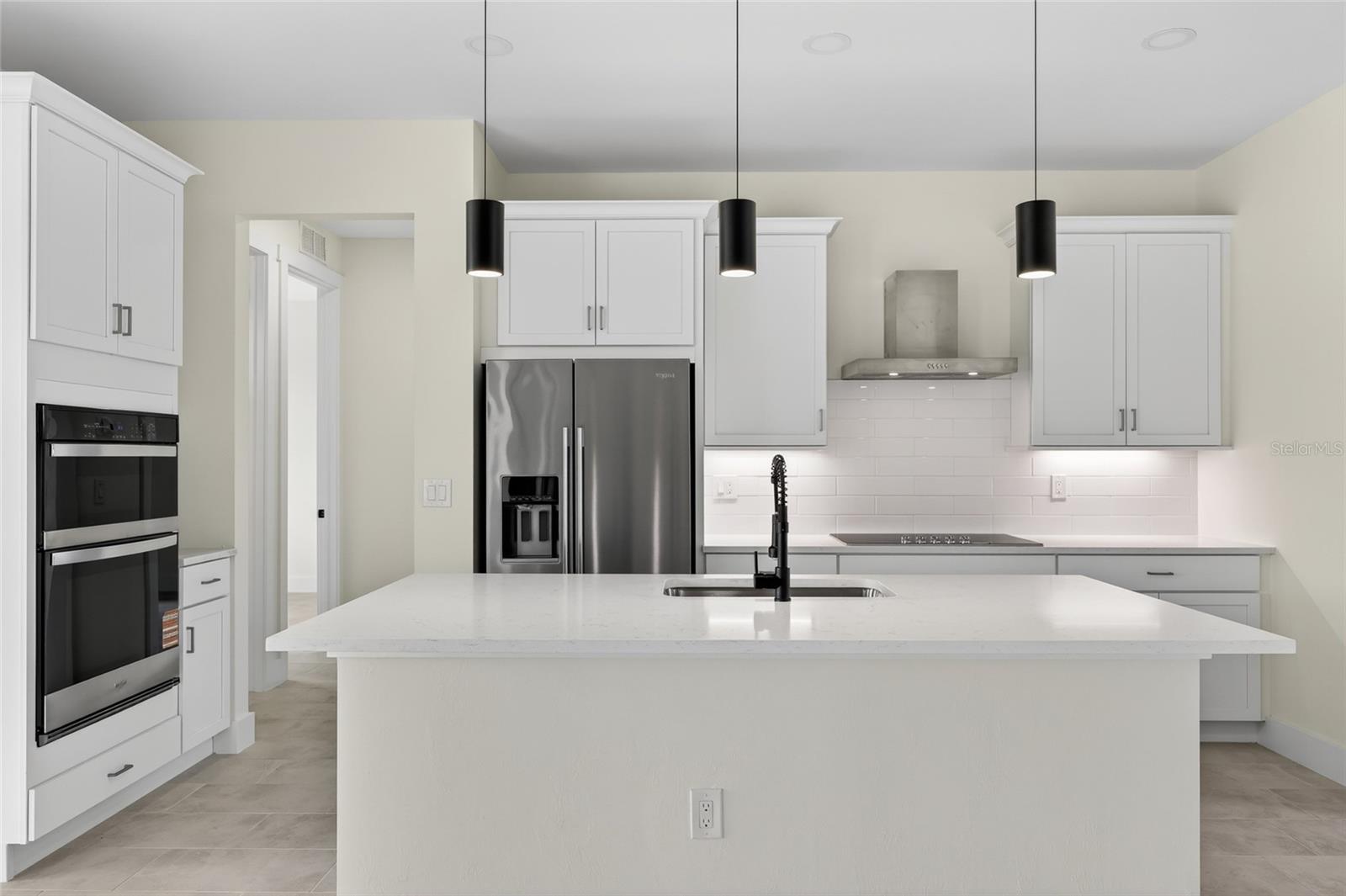 817 NW 38TH PL, CAPE CORAL, FL, 33993