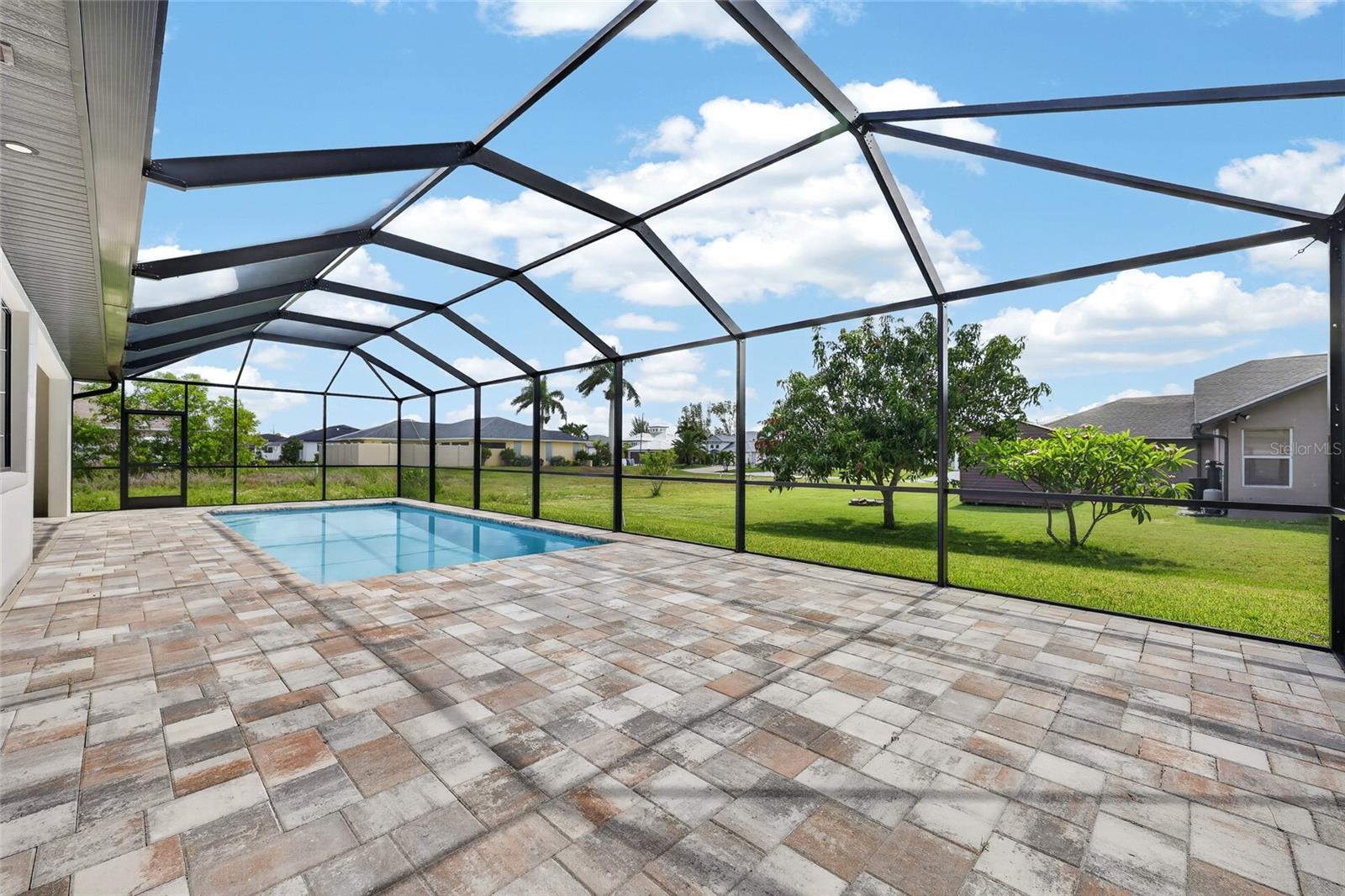 817 NW 38TH PL, CAPE CORAL, FL, 33993