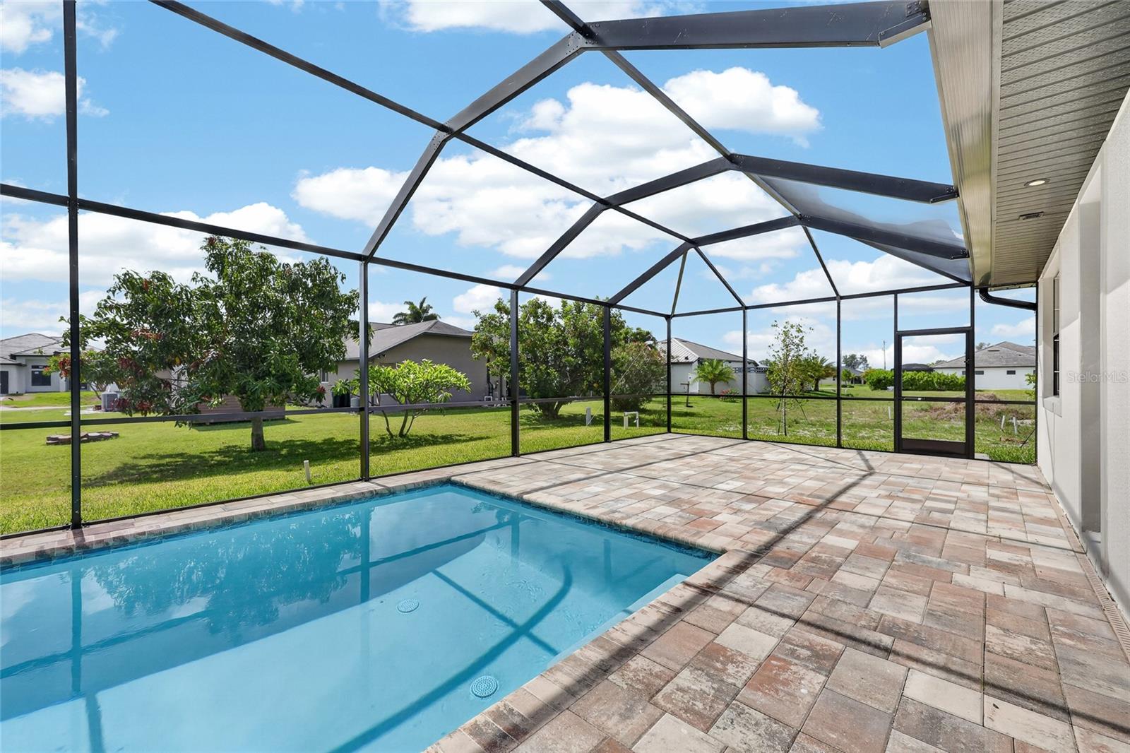 817 NW 38TH PL, CAPE CORAL, FL, 33993