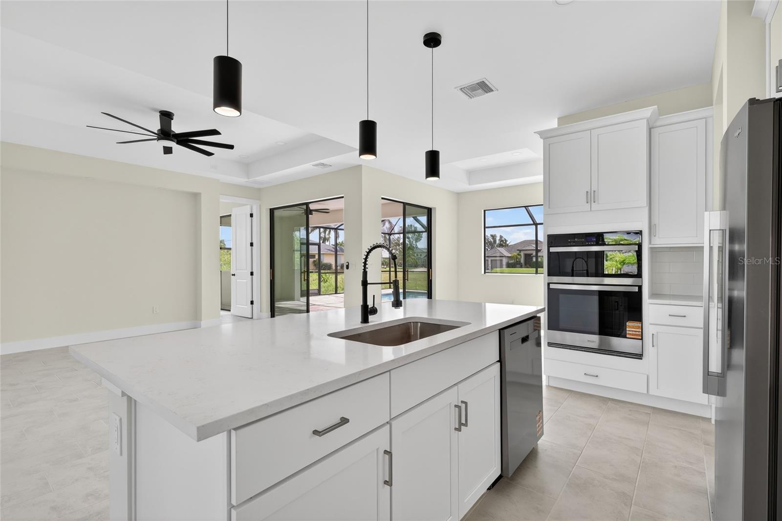 817 NW 38TH PL, CAPE CORAL, FL, 33993