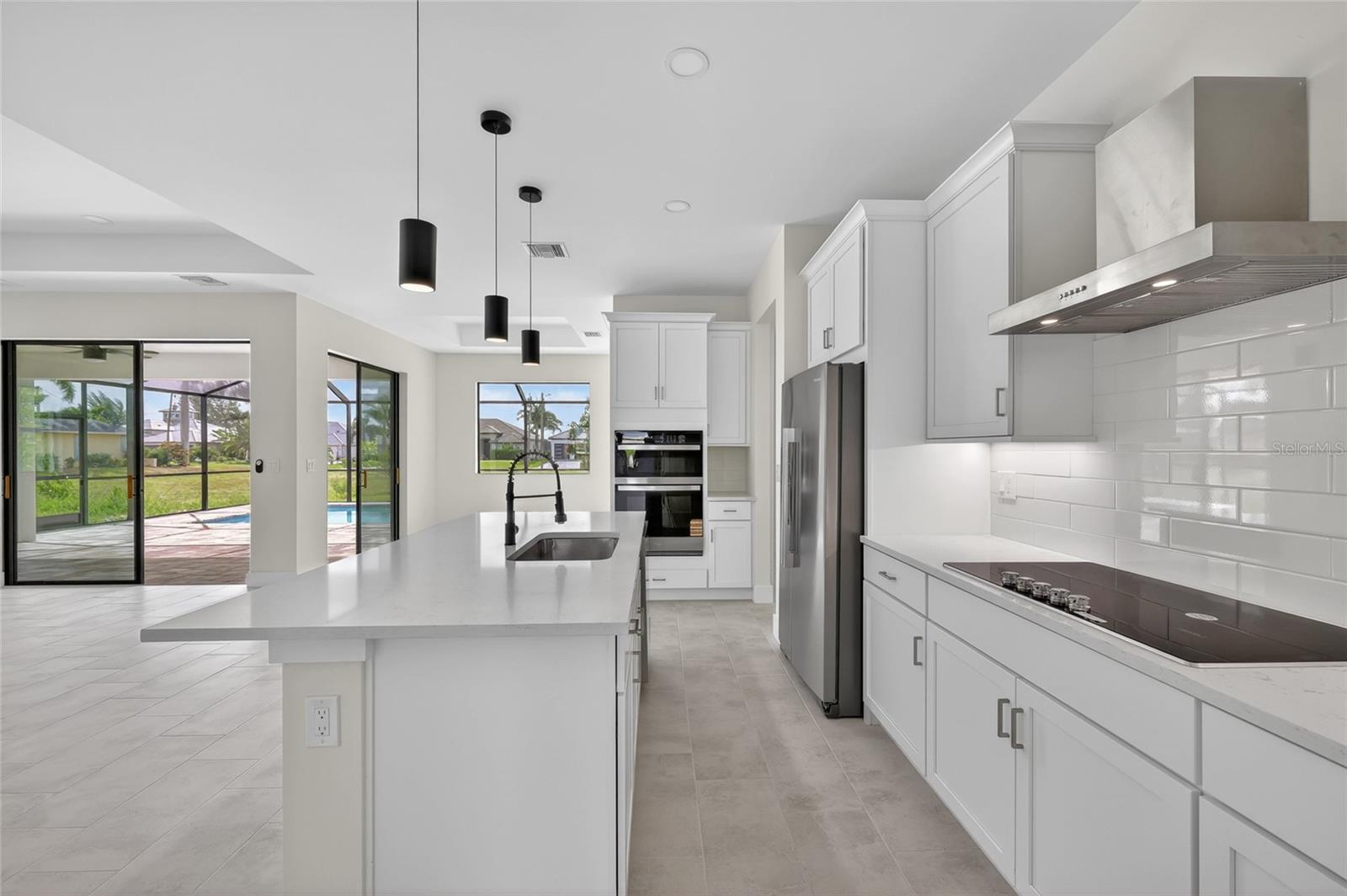 817 NW 38TH PL, CAPE CORAL, FL, 33993