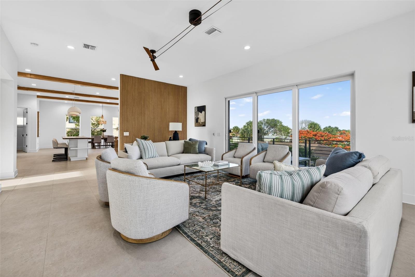3221 GULF BLVD, BELLEAIR BEACH, FL, 33786