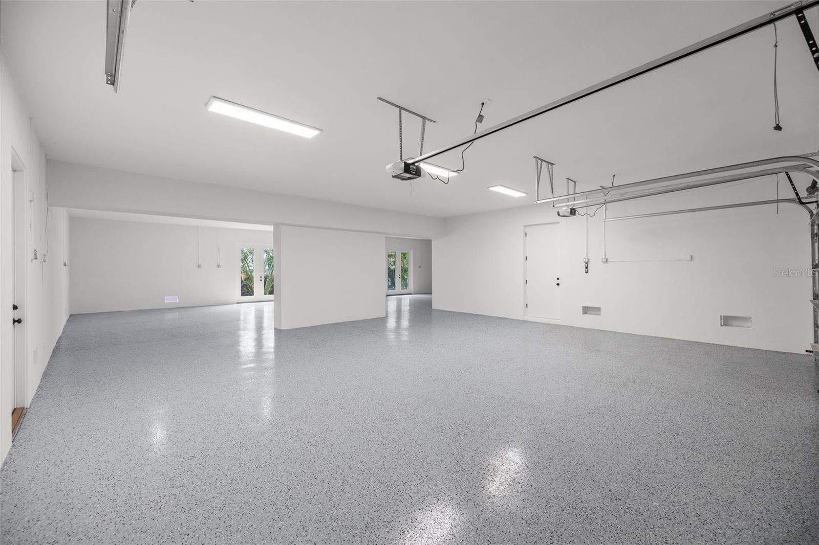3221 GULF BLVD, BELLEAIR BEACH, FL, 33786