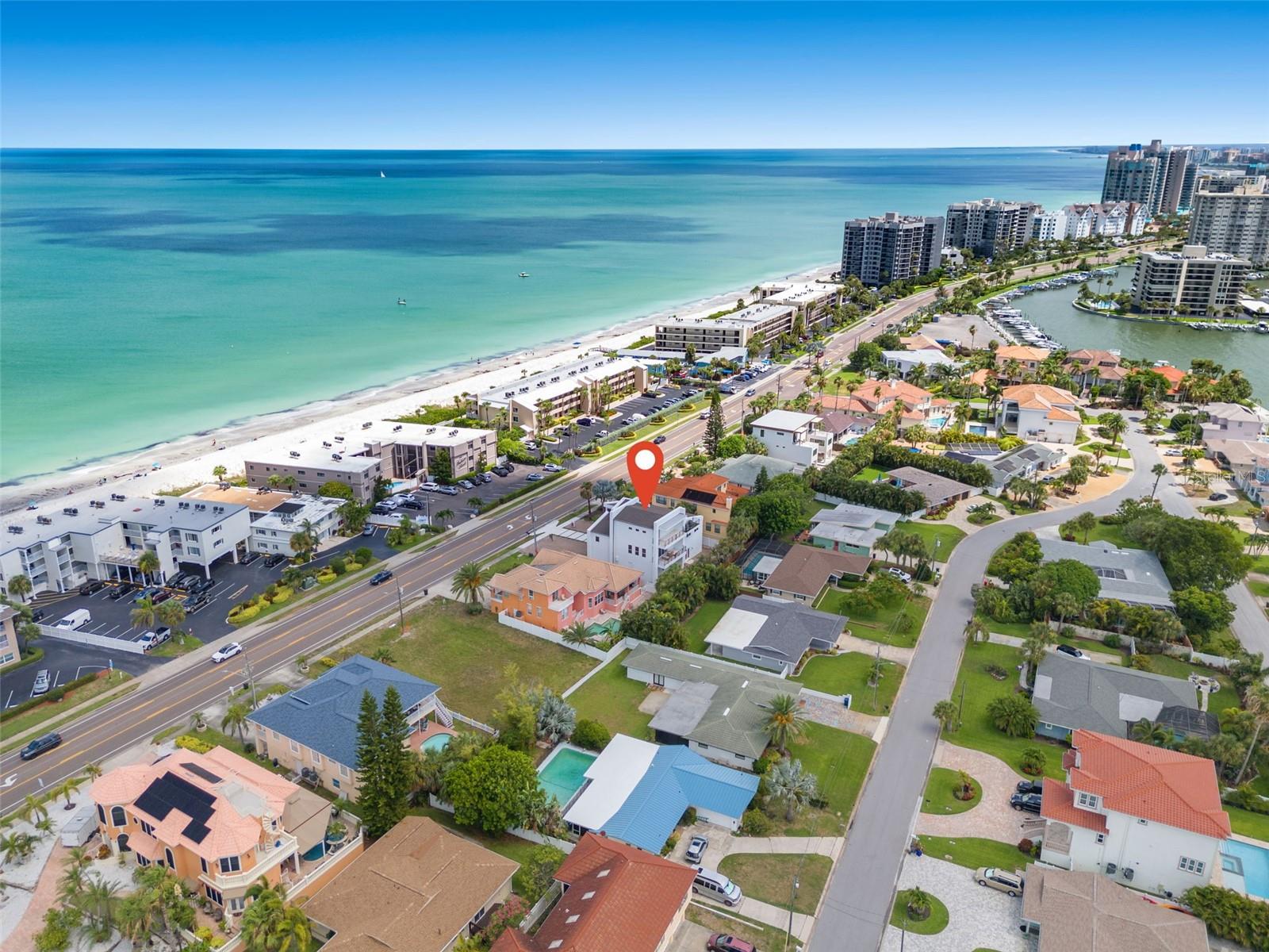 3221 GULF BLVD, BELLEAIR BEACH, FL, 33786