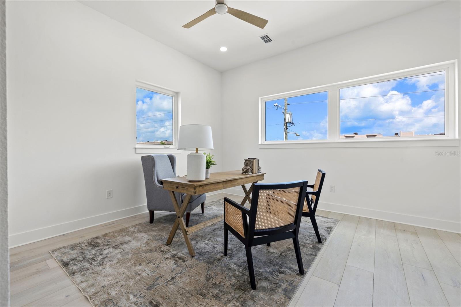 3221 GULF BLVD, BELLEAIR BEACH, FL, 33786