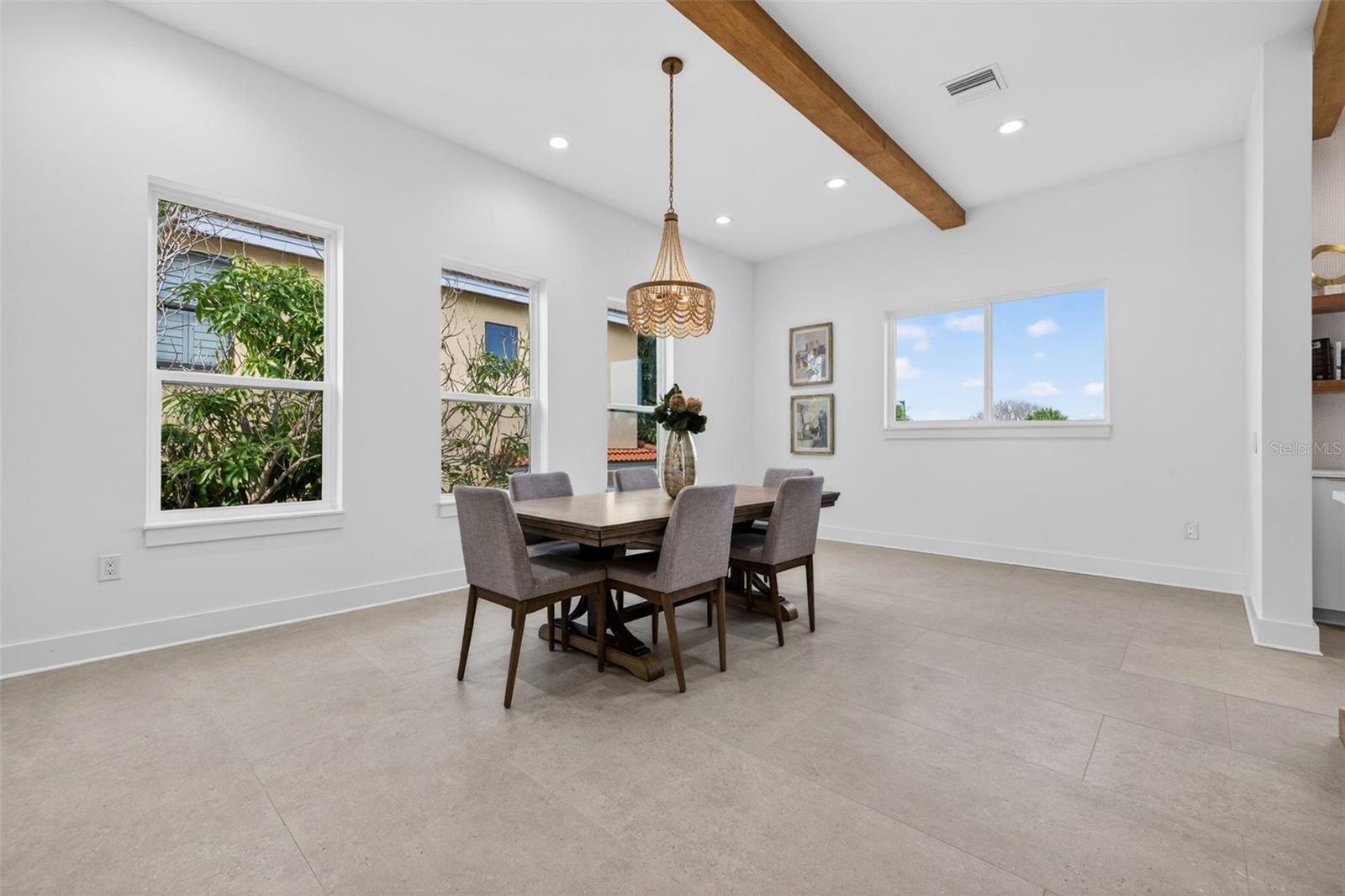 3221 GULF BLVD, BELLEAIR BEACH, FL, 33786
