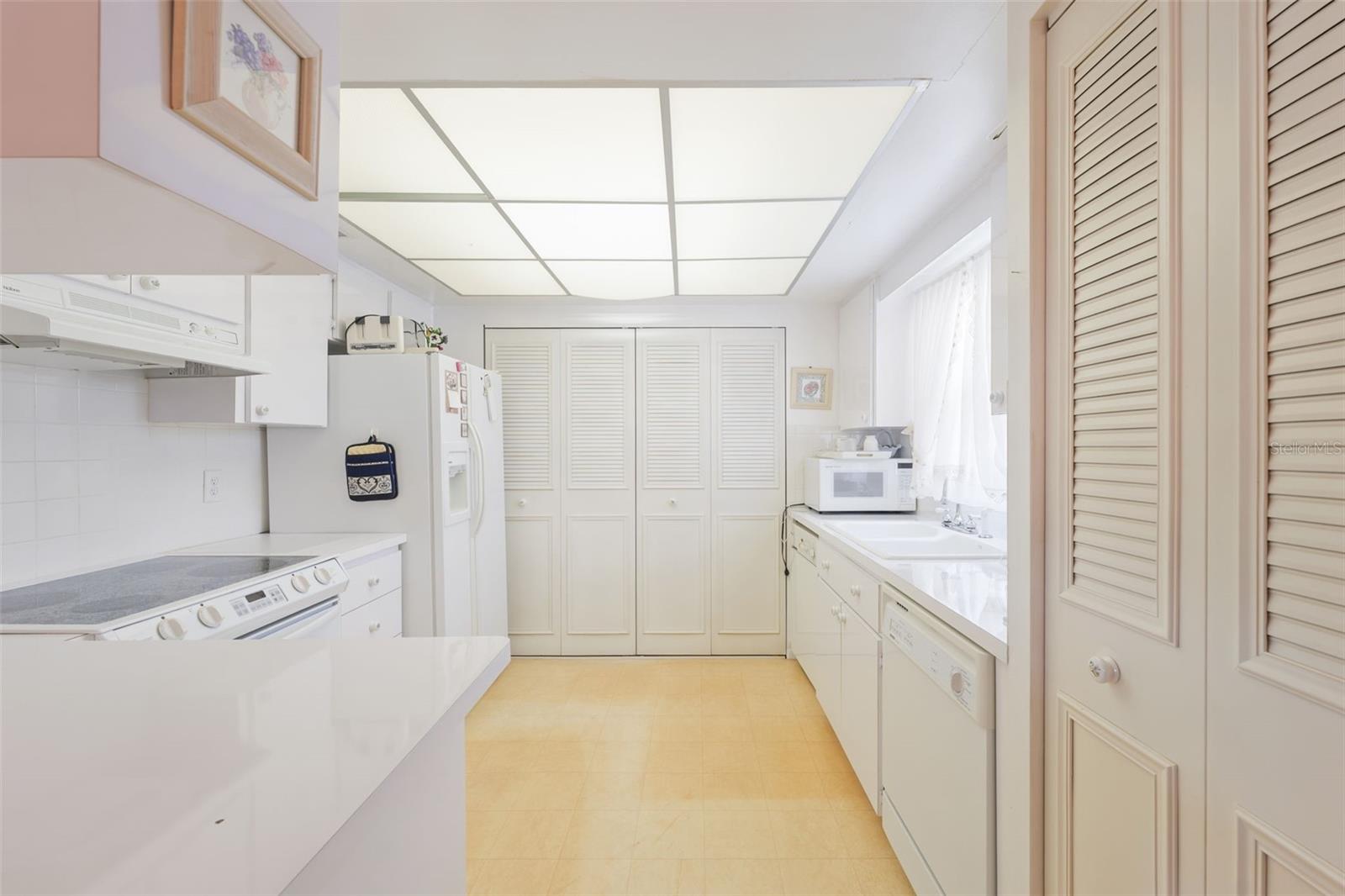 1250 S PINELLAS AVE #910, TARPON SPRINGS, FL, 34689