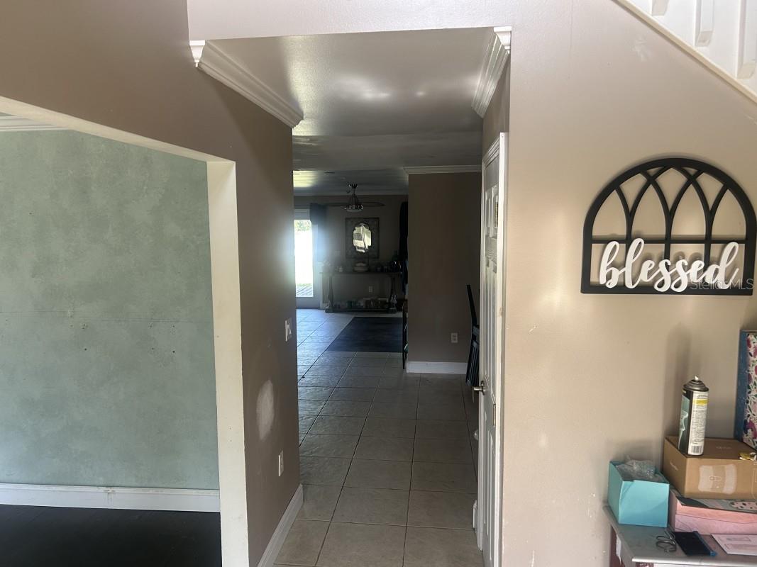 5610 MIDDLE AVE, SARASOTA, FL, 34243