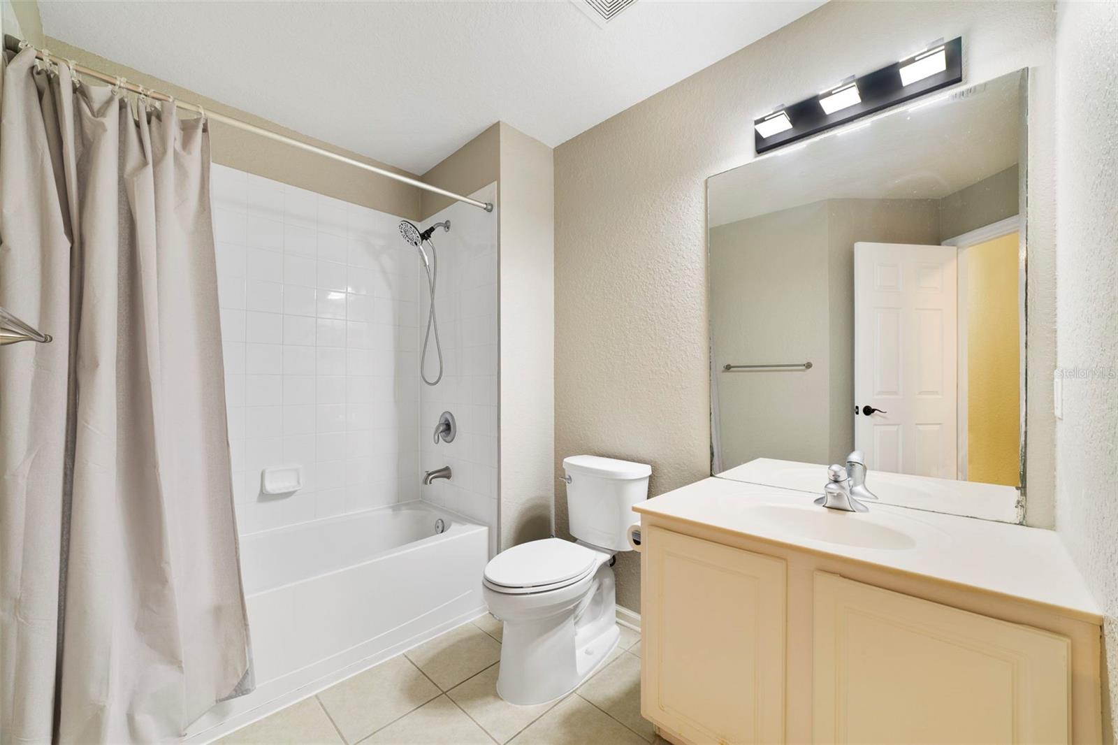 3582 SHALLOT DR #105, ORLANDO, FL, 32835