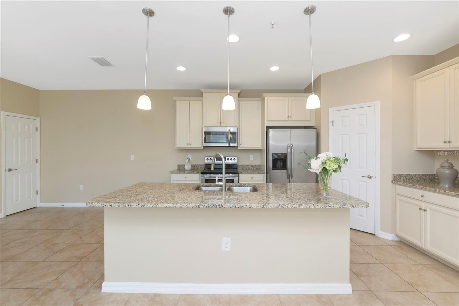 4296 EXPEDITION WAY #104, OSPREY, FL, 34229