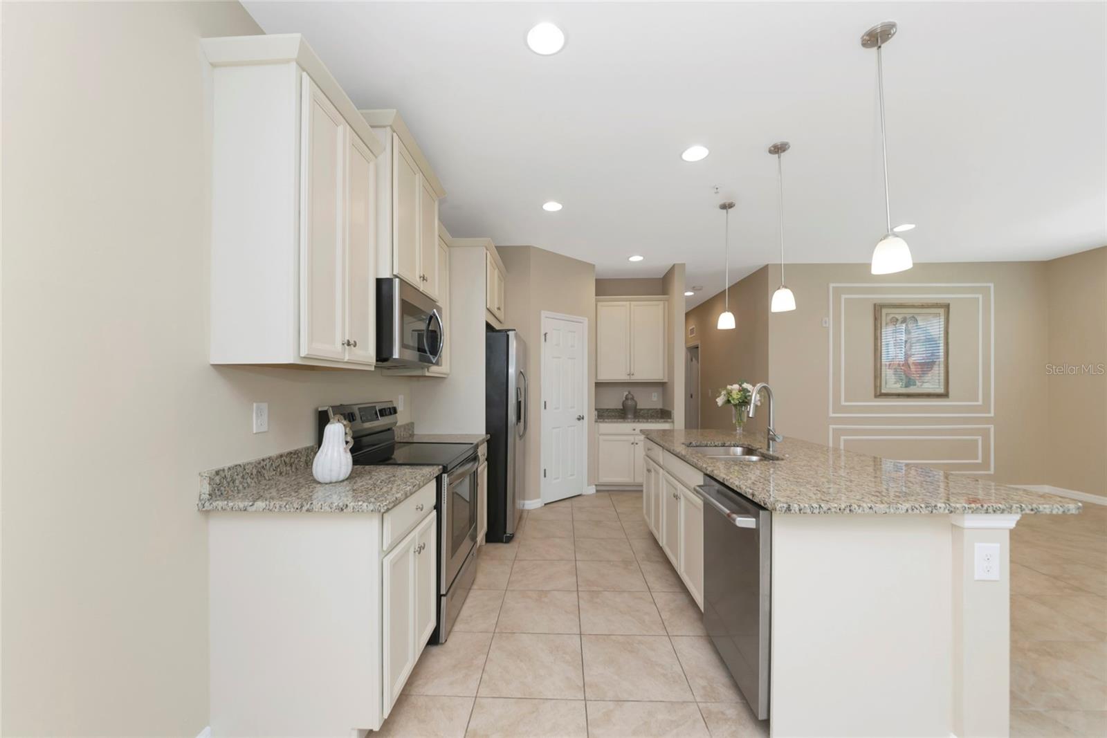 4296 EXPEDITION WAY #104, OSPREY, FL, 34229