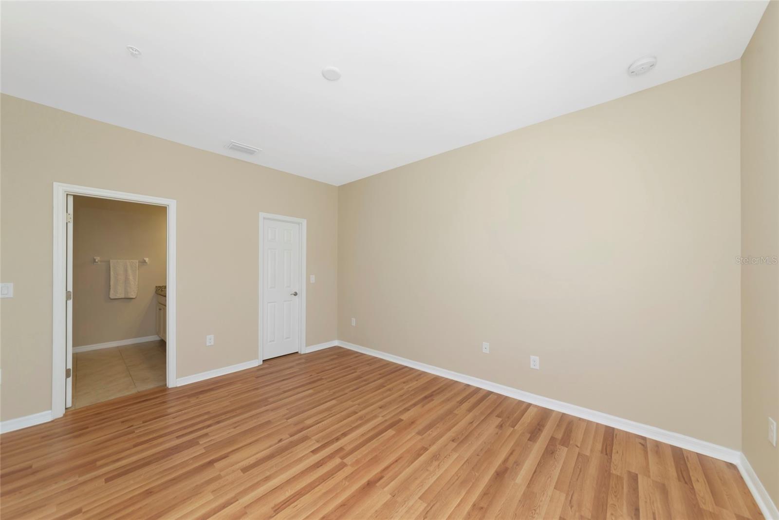 4296 EXPEDITION WAY #104, OSPREY, FL, 34229