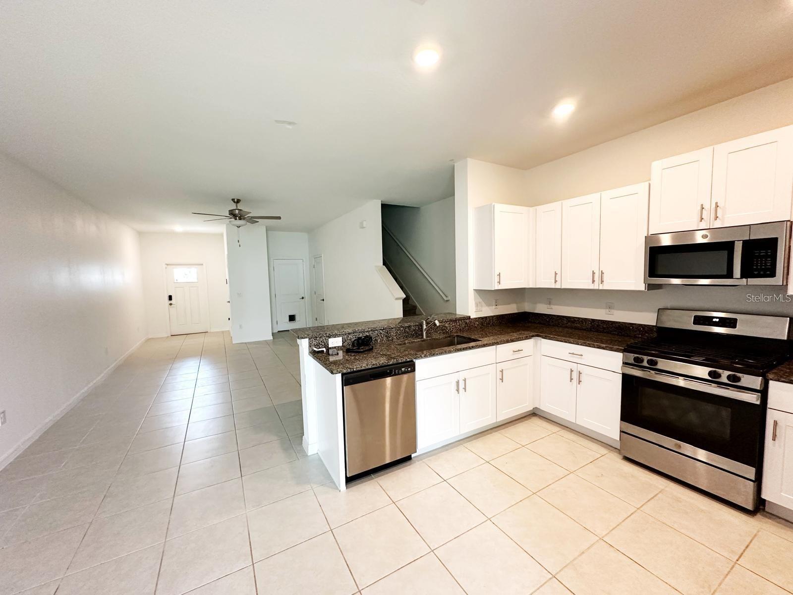 8239 CRESCENT OAKS DR, NEW PORT RICHEY, FL, 34655