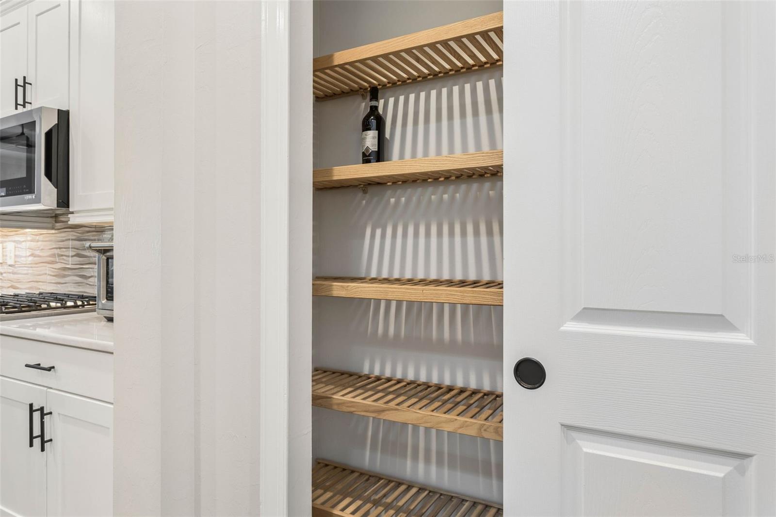 6149 YEATS MANOR DR, TAMPA, FL, 33616
