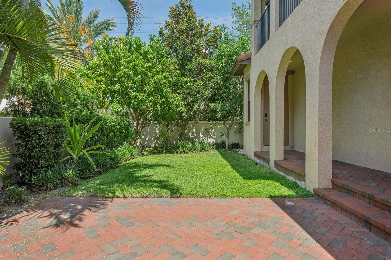 6149 YEATS MANOR DR, TAMPA, FL, 33616