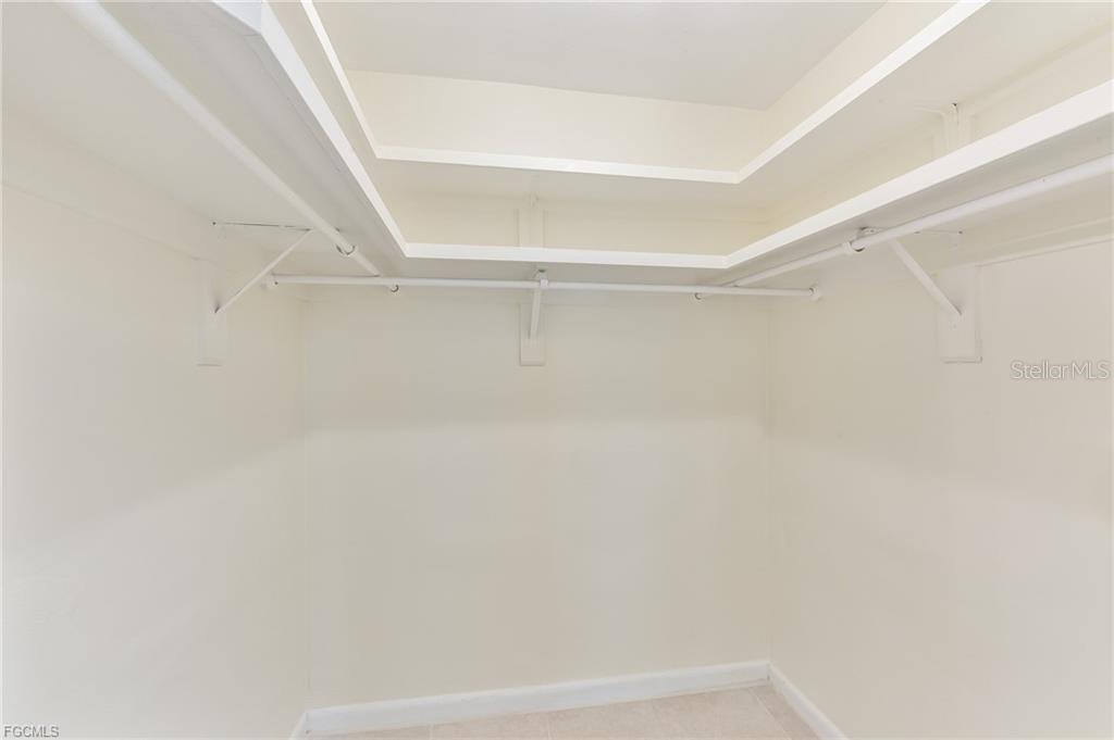 5661 EICHEN CIR E, FORT MYERS, FL, 33919