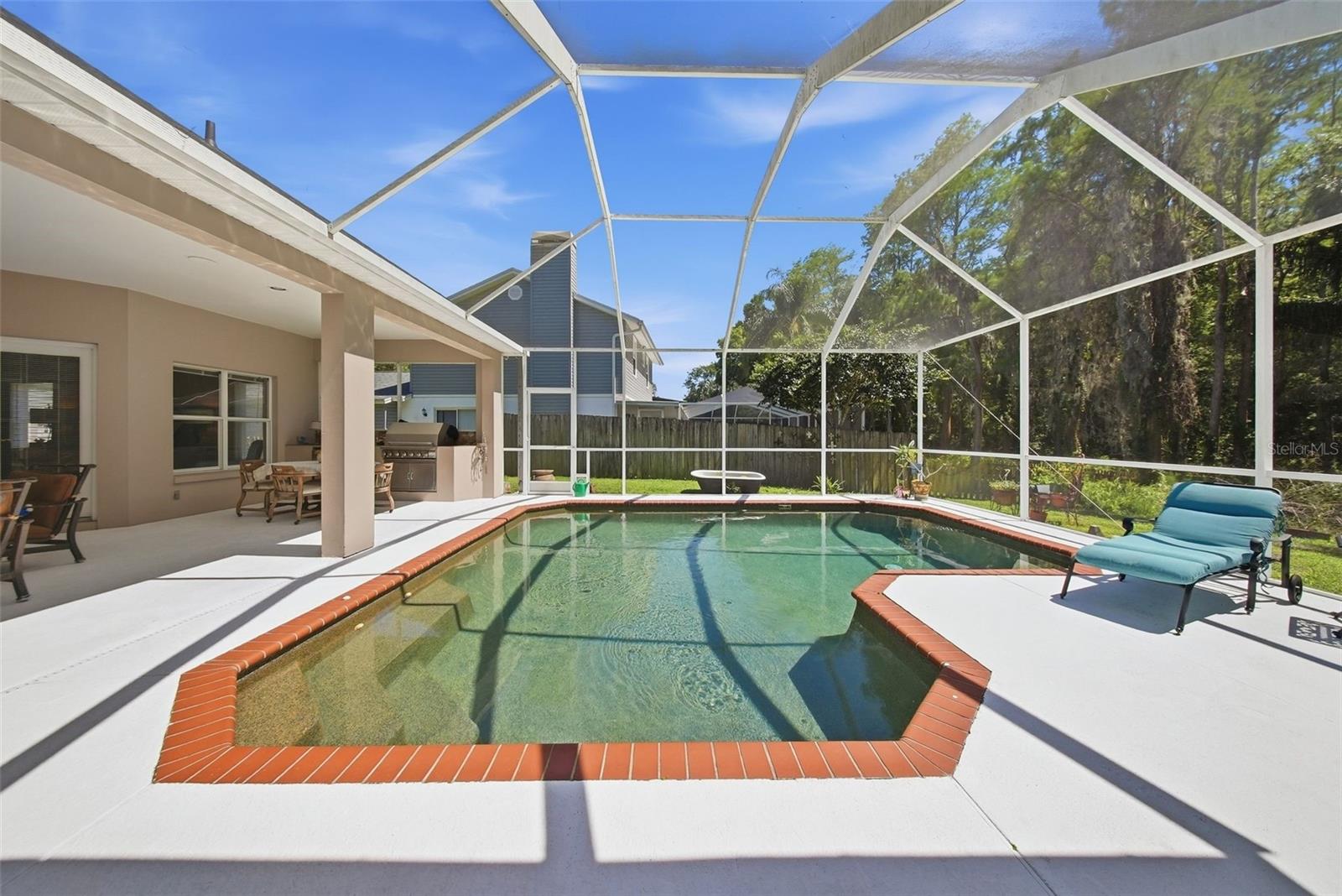 16604 E COURSE DR, TAMPA, FL, 33624