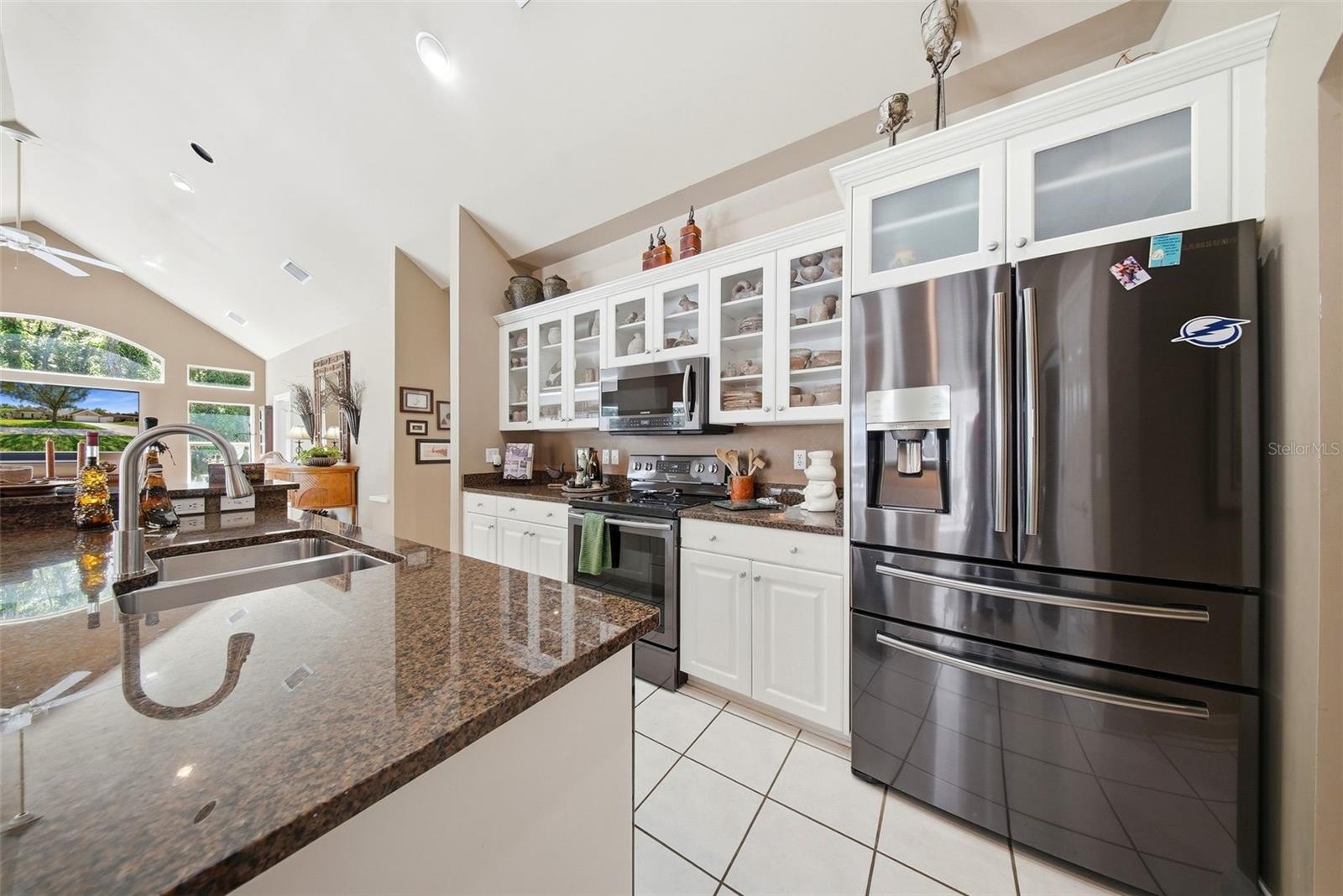 16604 E COURSE DR, TAMPA, FL, 33624