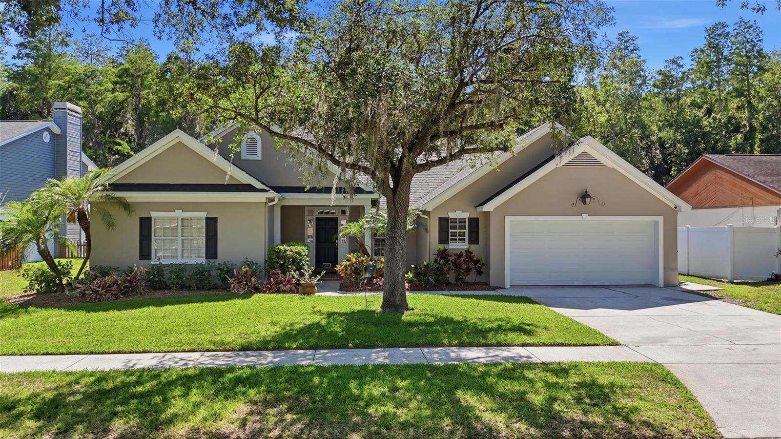 16604 E COURSE DR, TAMPA, FL, 33624