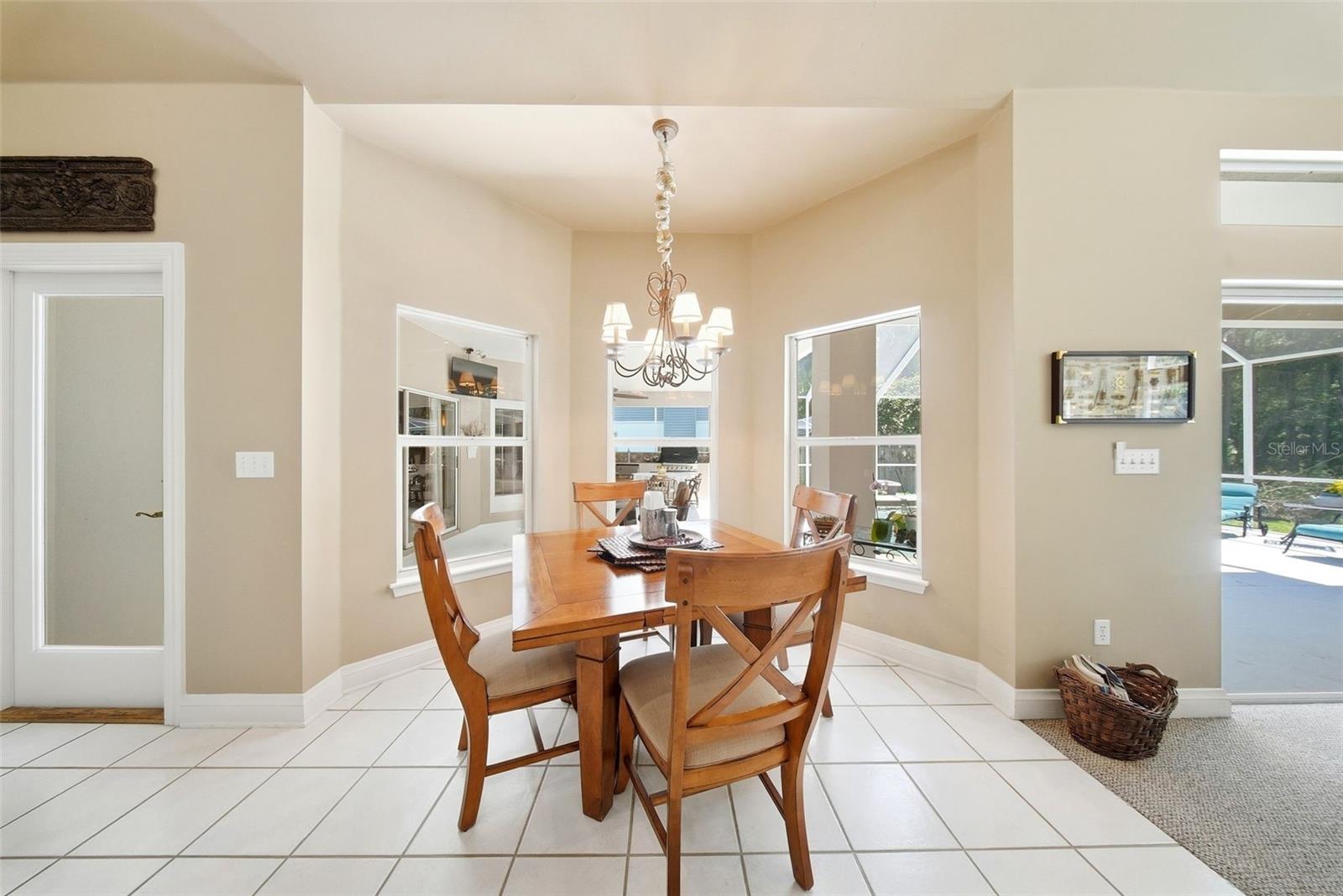 16604 E COURSE DR, TAMPA, FL, 33624