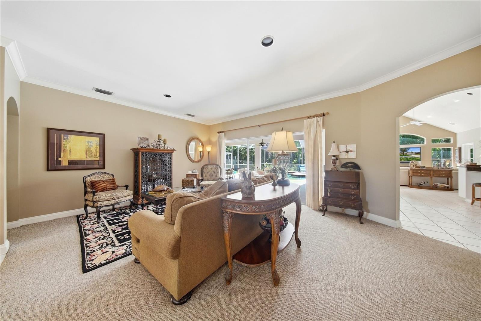 16604 E COURSE DR, TAMPA, FL, 33624